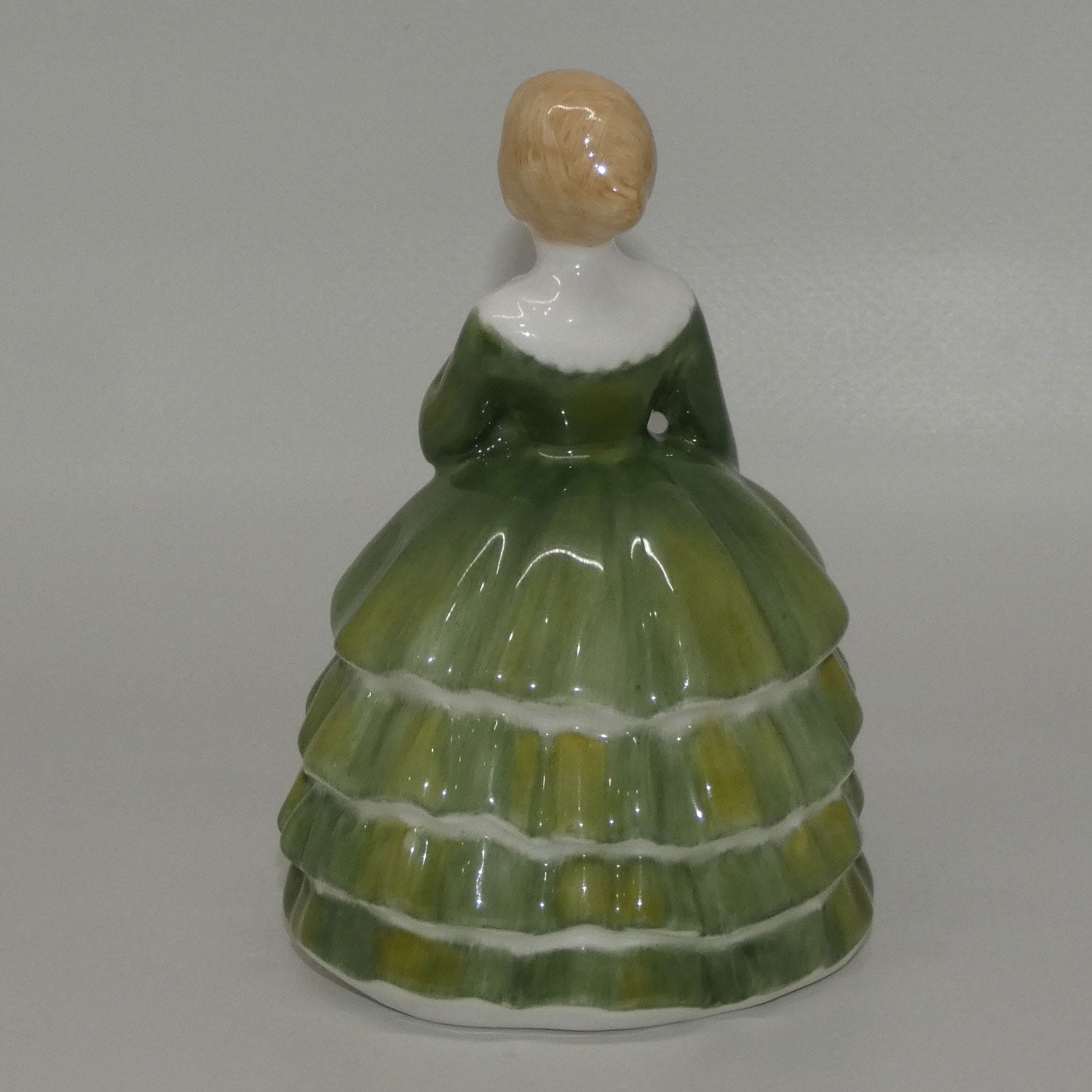hn2340-royal-doulton-figure-belle