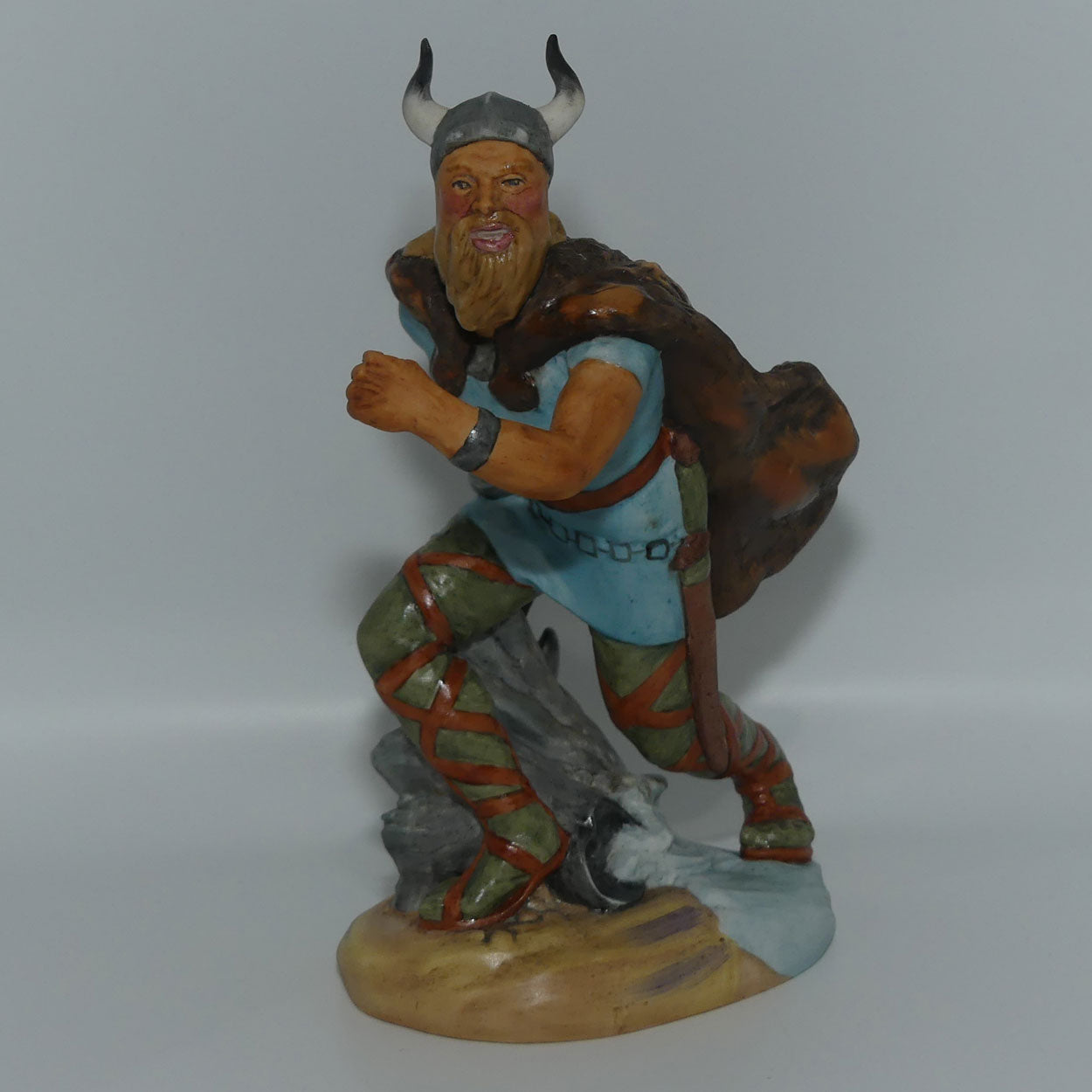 Royal Doulton figure Viking HN2375 | Matte finish | Designer: John Bromley