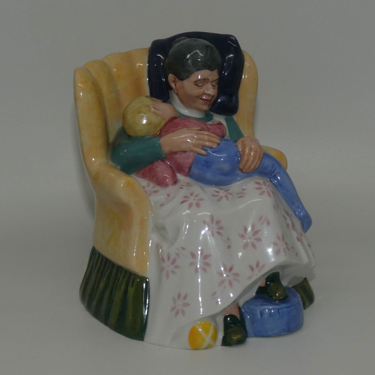 hn2380-royal-doulton-figure-sweet-dreams
