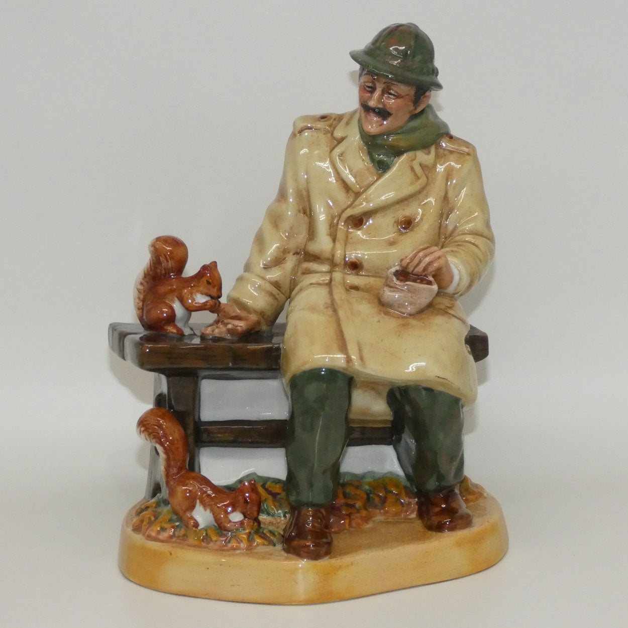 hn2485-royal-doulton-figure-lunchtime