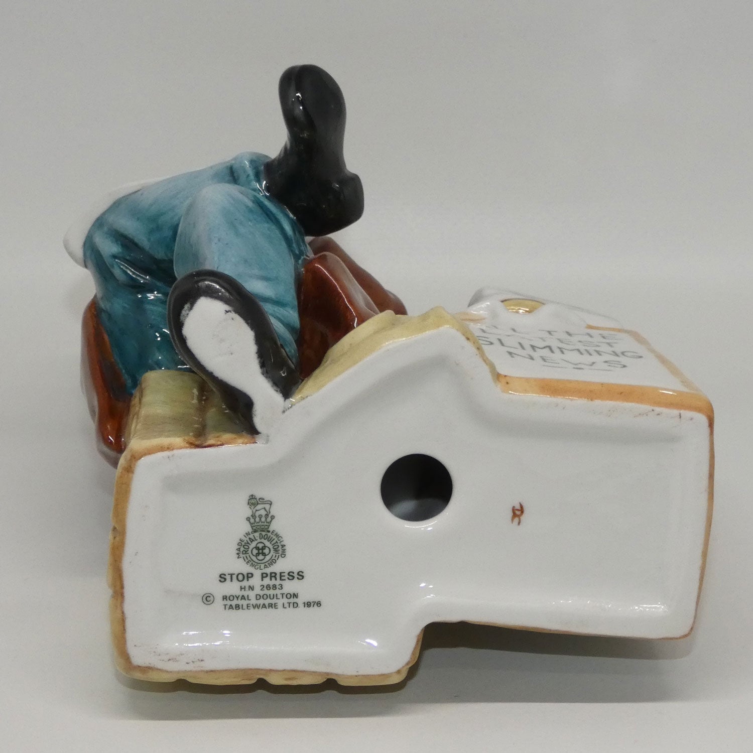 hn2683-royal-doulton-figure-stop-press