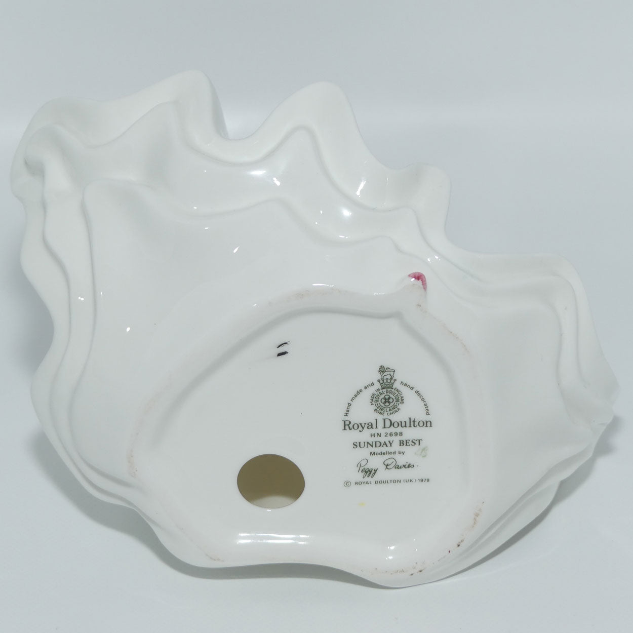 HN2698 Royal Doulton figurine Sunday Best