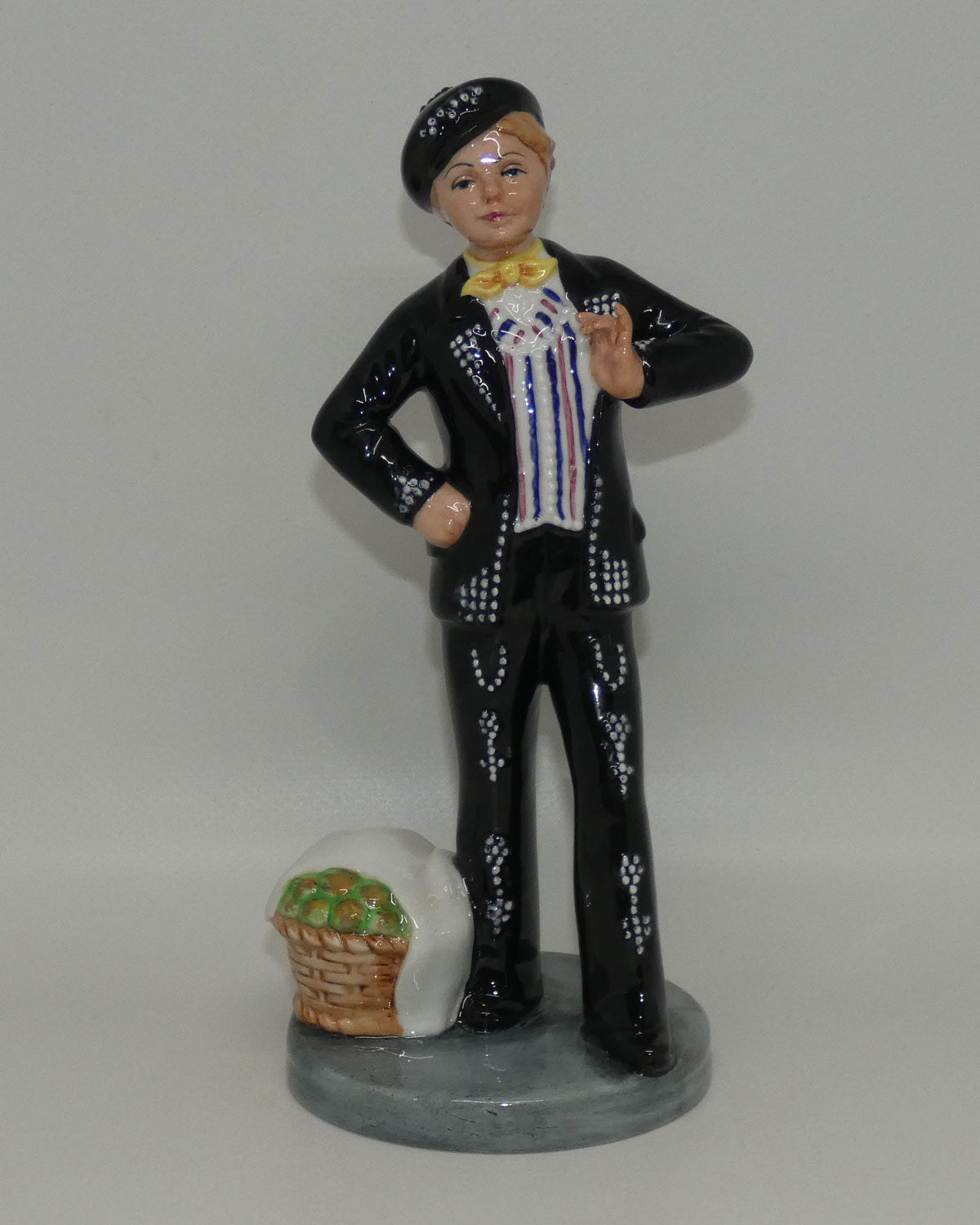 hn2767-royal-doulton-figure-pearly-boy
