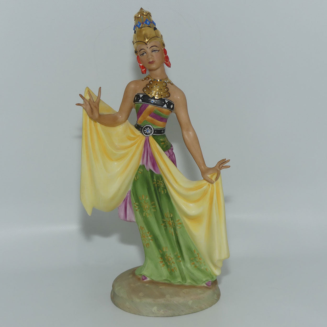 HN2808 Royal Doulton figurine Balinese Dancer | Dancers of the World