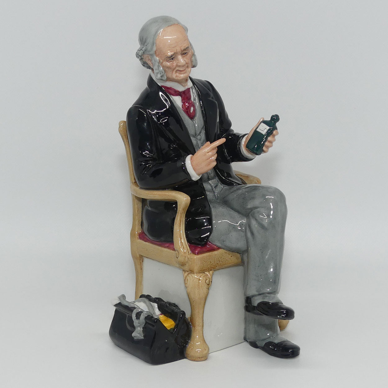 hn2858-royal-doulton-figure-the-doctor