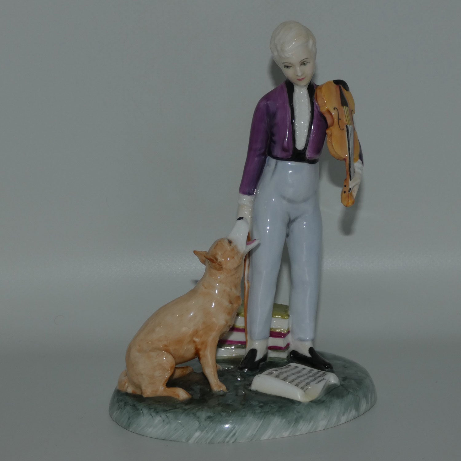 hn2872-royal-doulton-figure-young-master