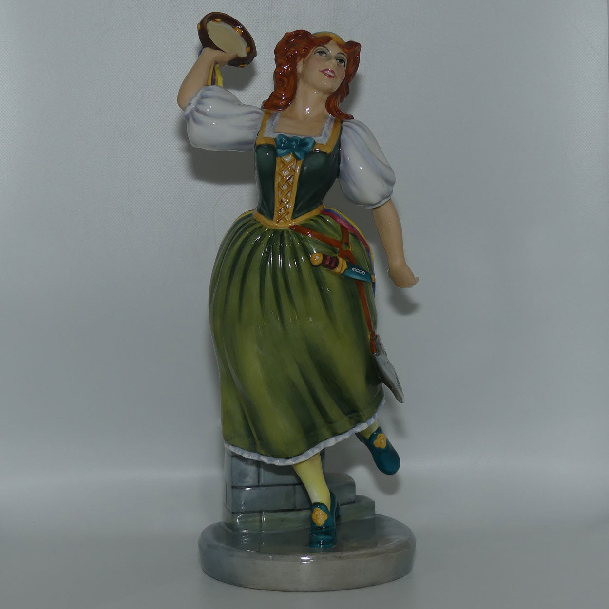 HN2902 Royal Doulton figure | Gilbert and Sullivan | Elsie Maynard