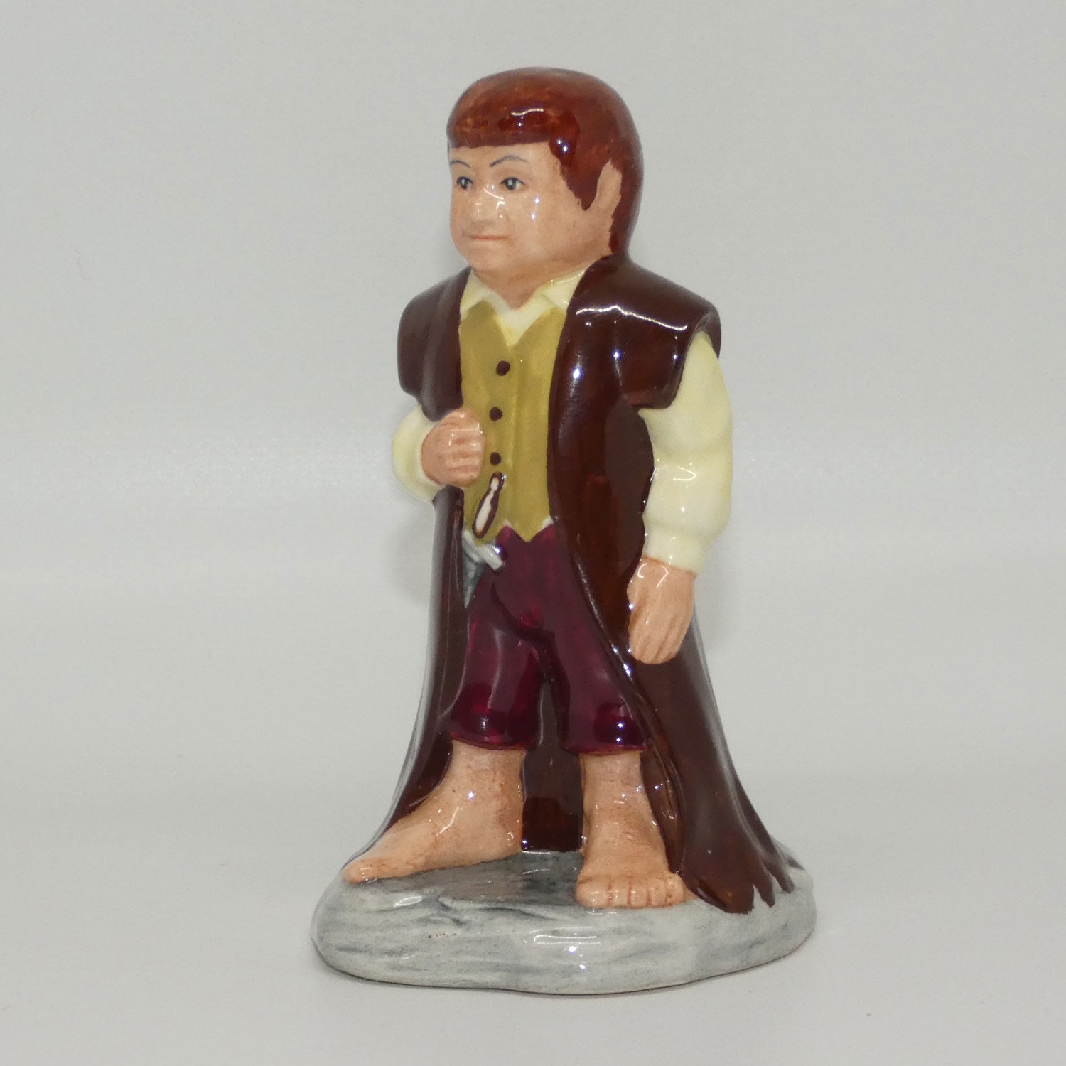 hn2914-royal-doulton-figure-bilbo