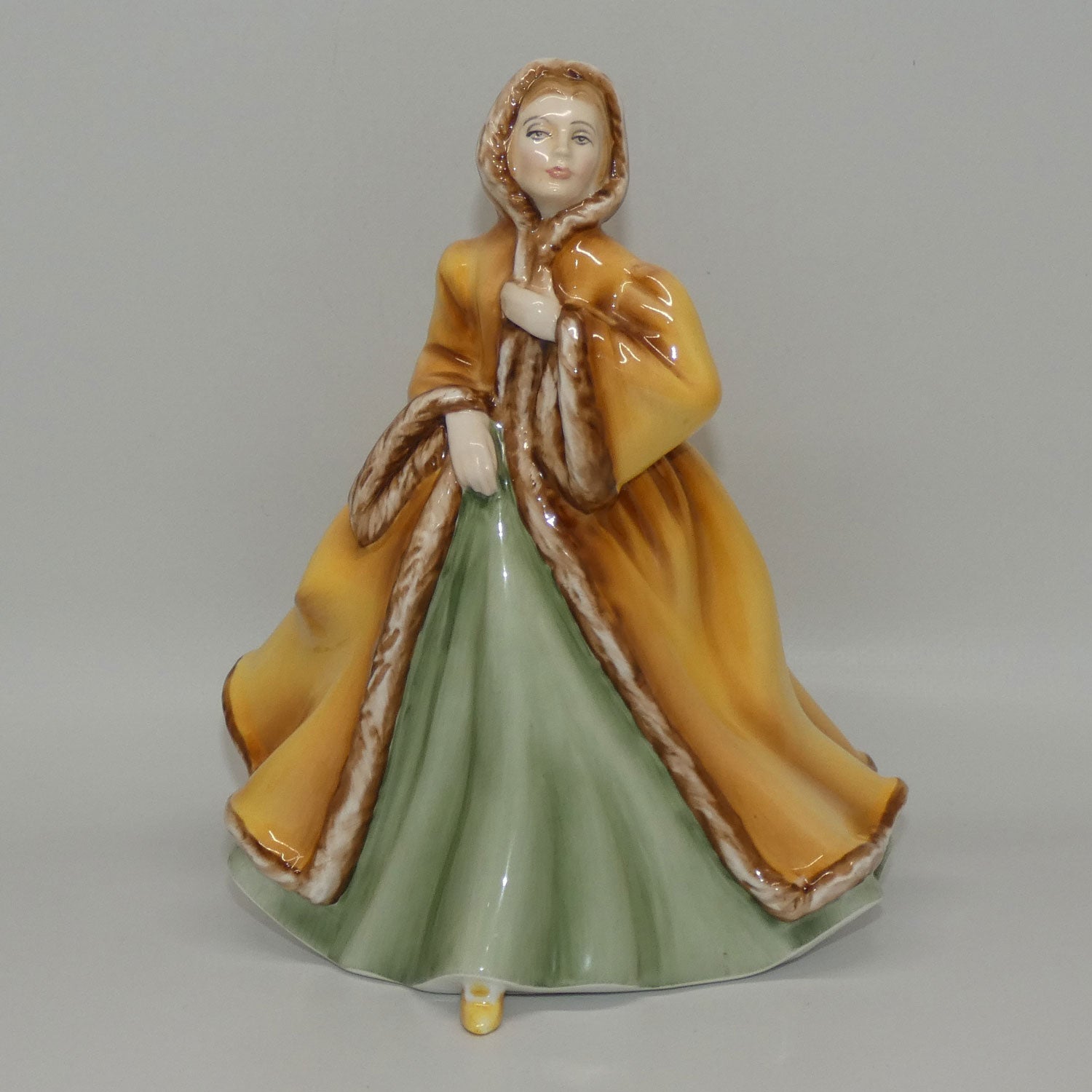 hn2919-royal-doulton-figure-rachel-yellow