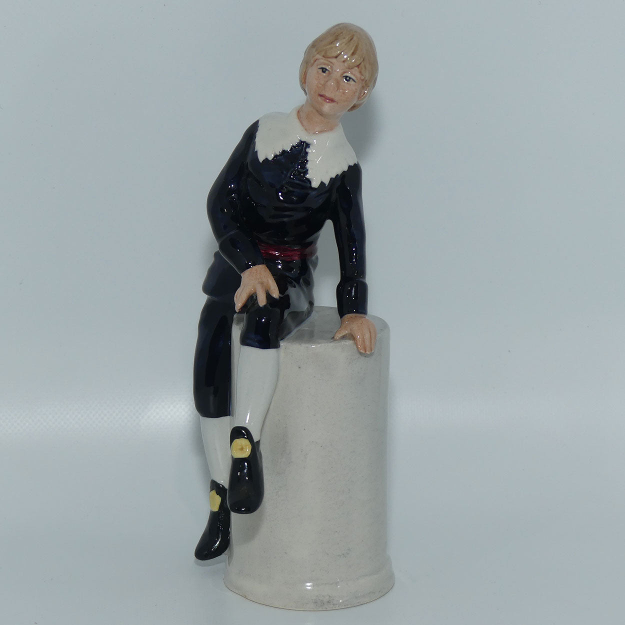 HN2972 Royal Doulton figurine Little Lord Fauntleroy
