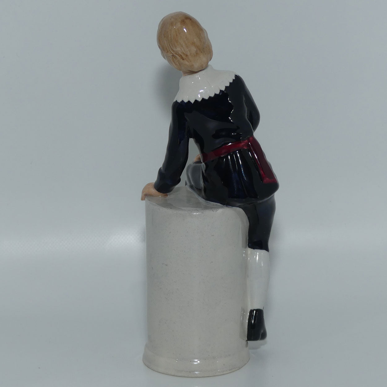 HN2972 Royal Doulton figurine Little Lord Fauntleroy