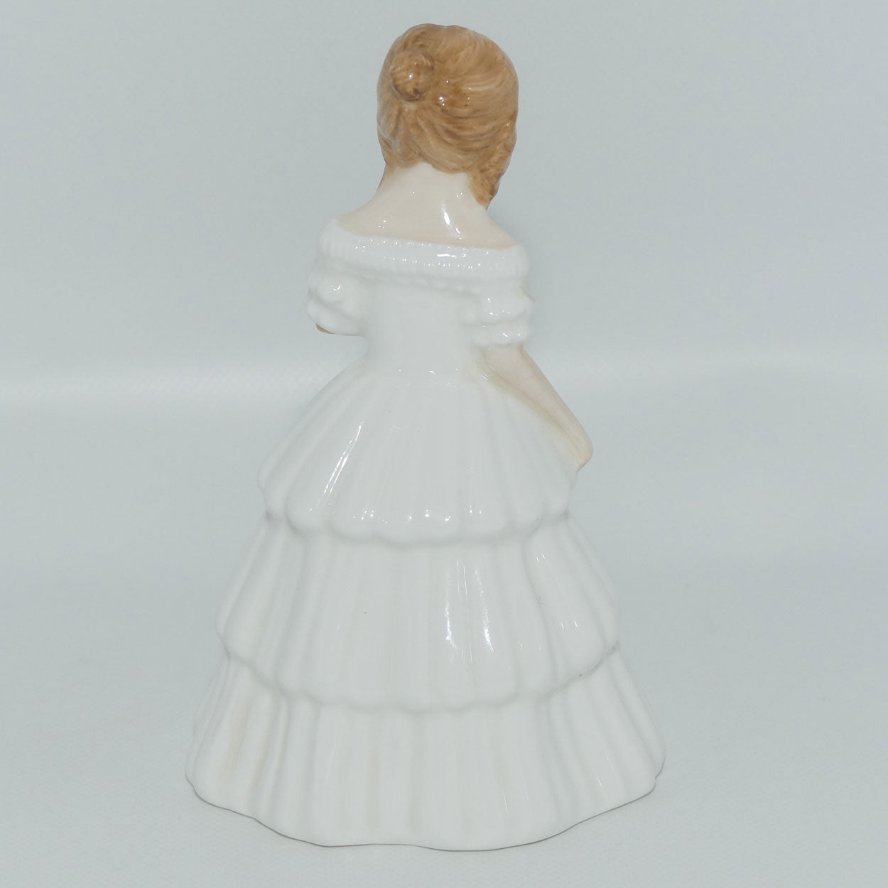 HN2995 Royal Doulton figurine Julie