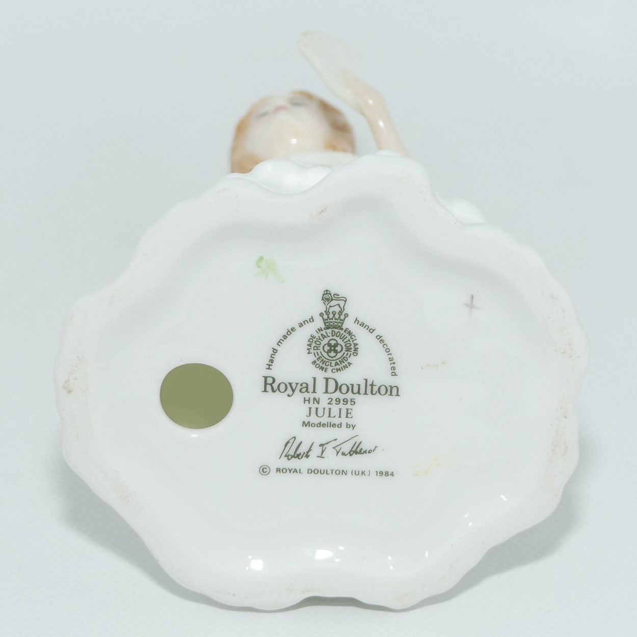HN2995 Royal Doulton figurine Julie