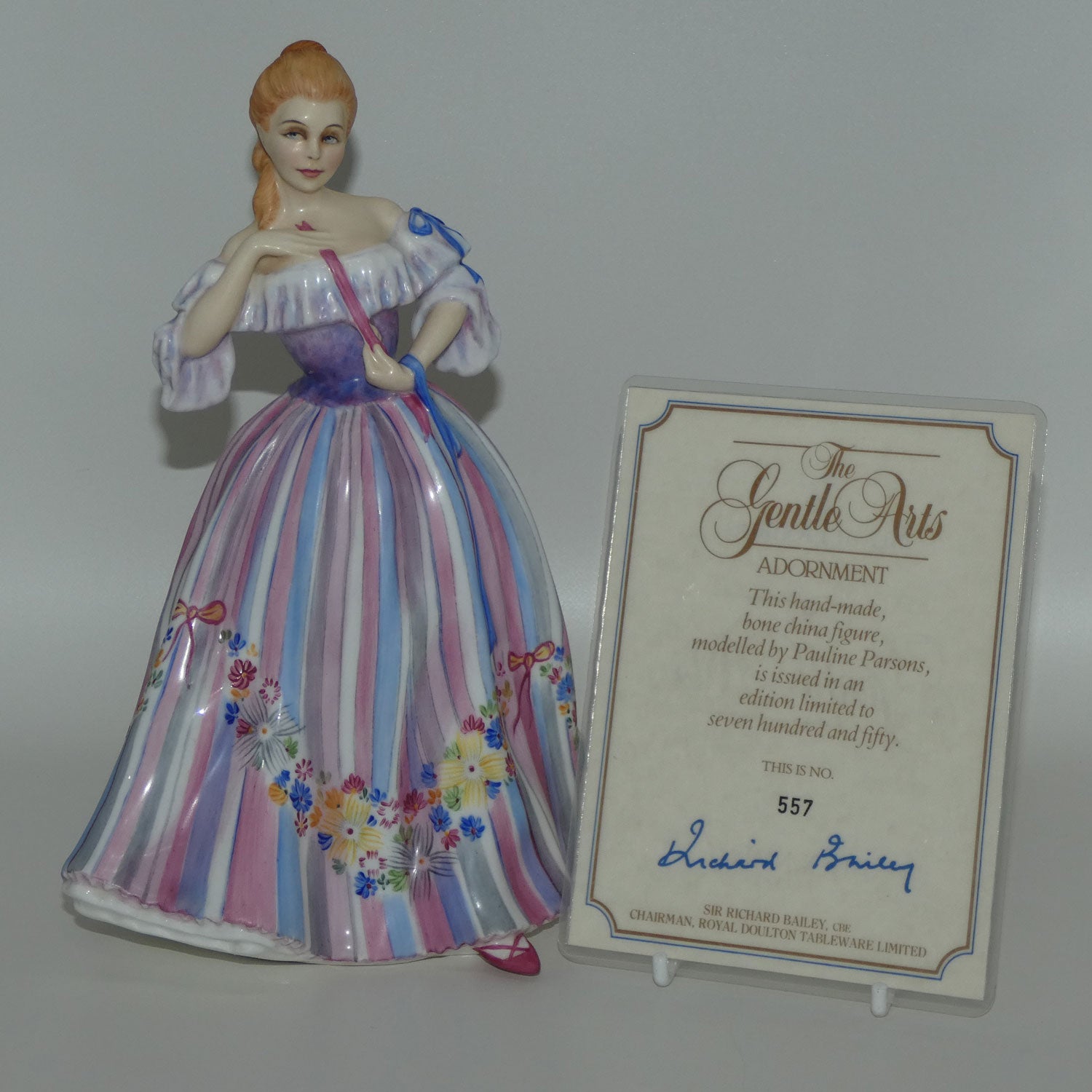hn3015-royal-doulton-figure-adornment