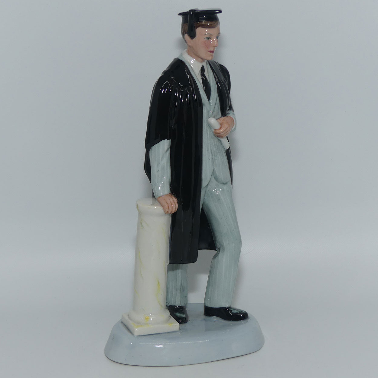 hn3017-royal-doulton-figure-the-graduate-male