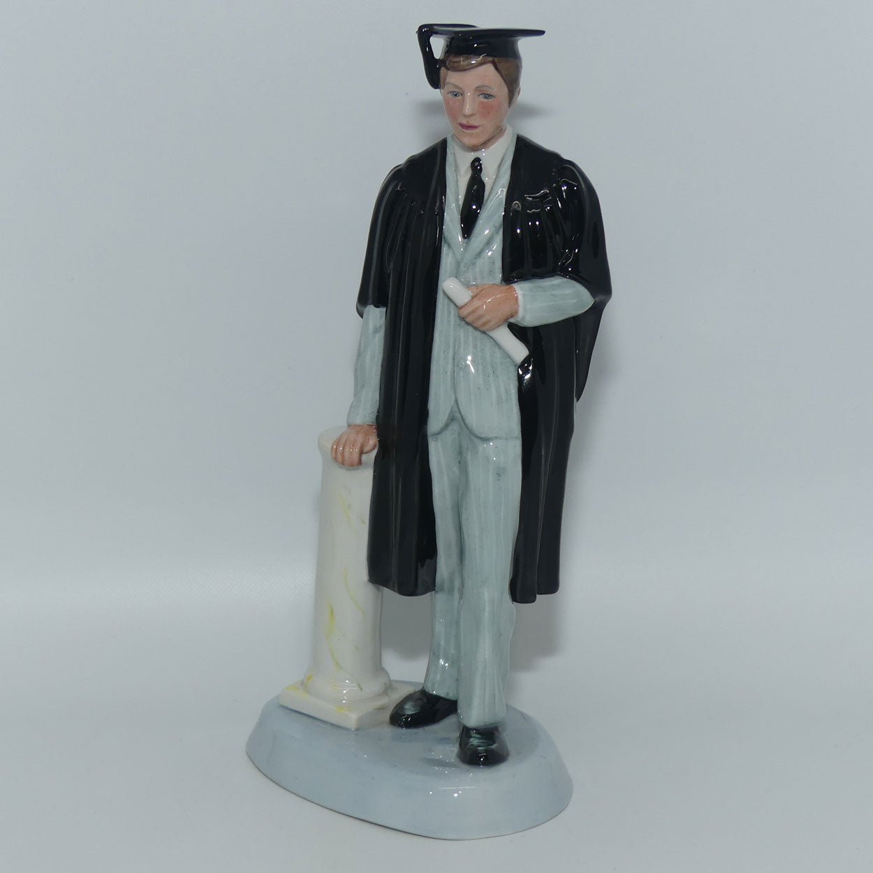 hn3017-royal-doulton-figure-the-graduate-male