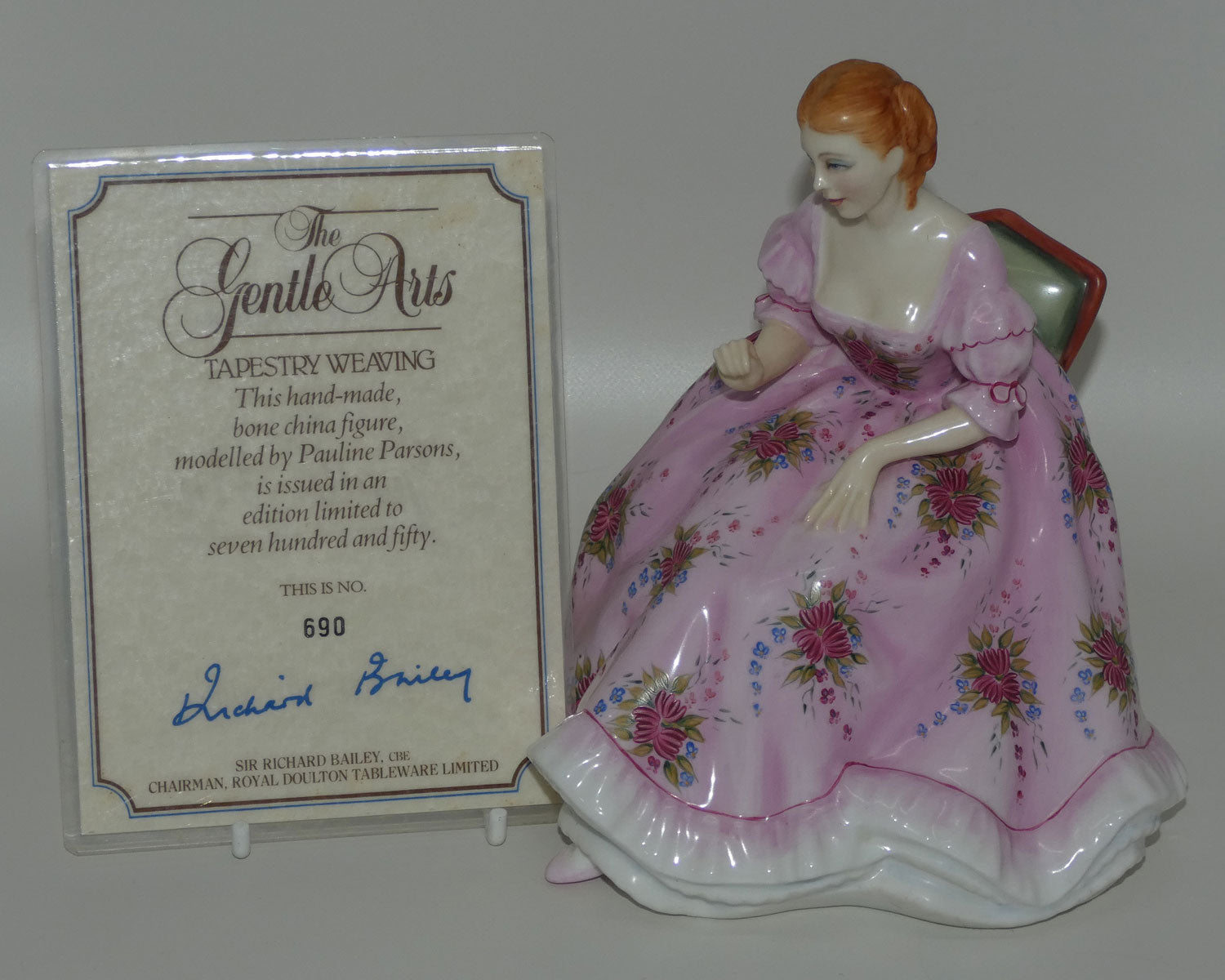 hn3048-royal-doulton-figure-tapestry-weaving