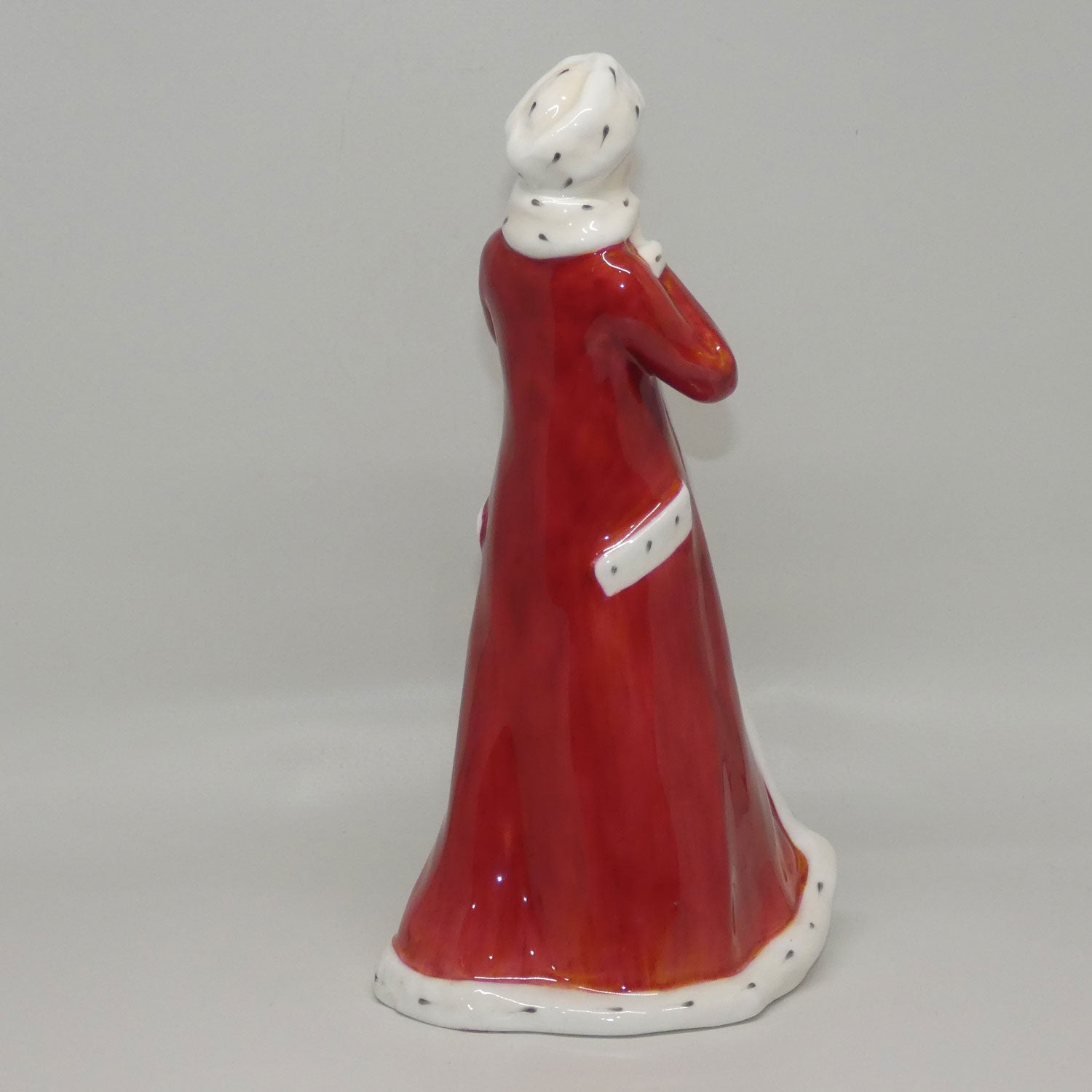 hn3060-royal-doulton-figure-wintertime