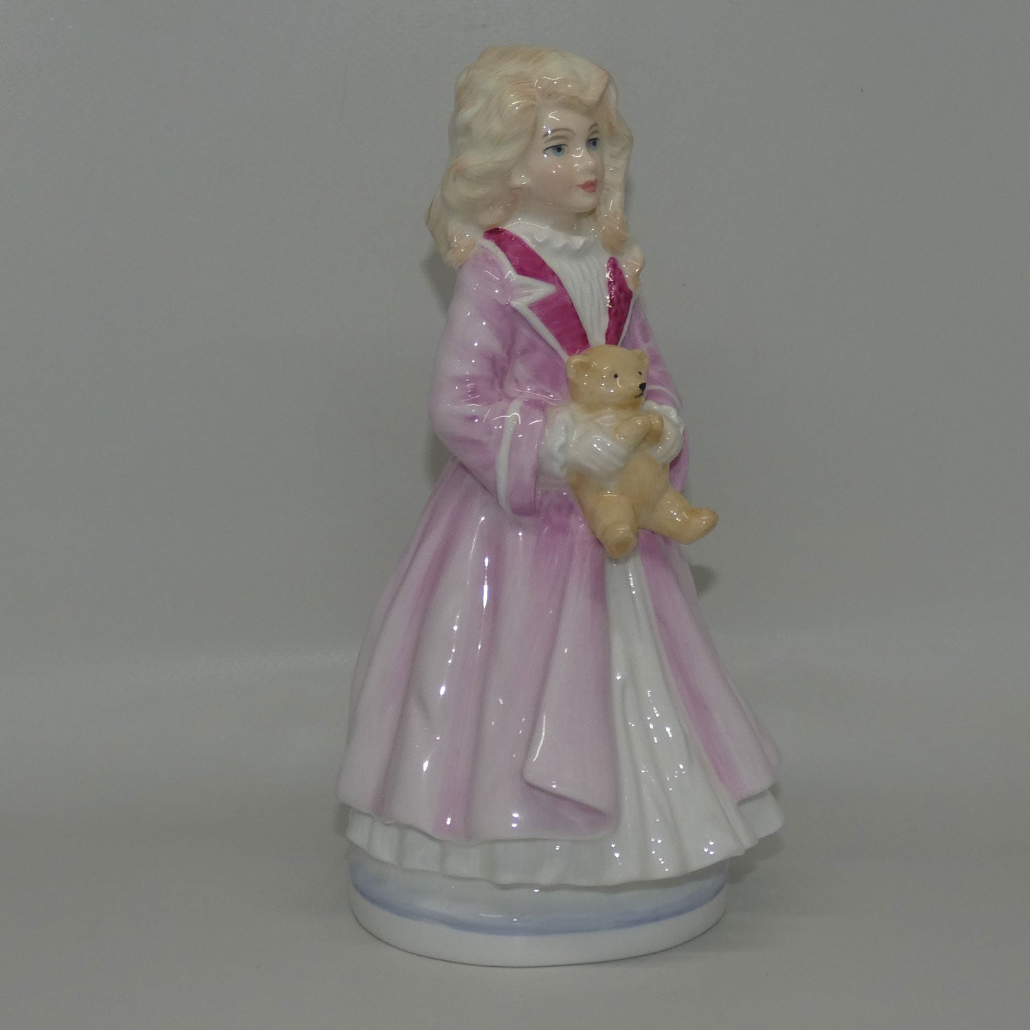 hn3082-royal-doulton-figure-faith