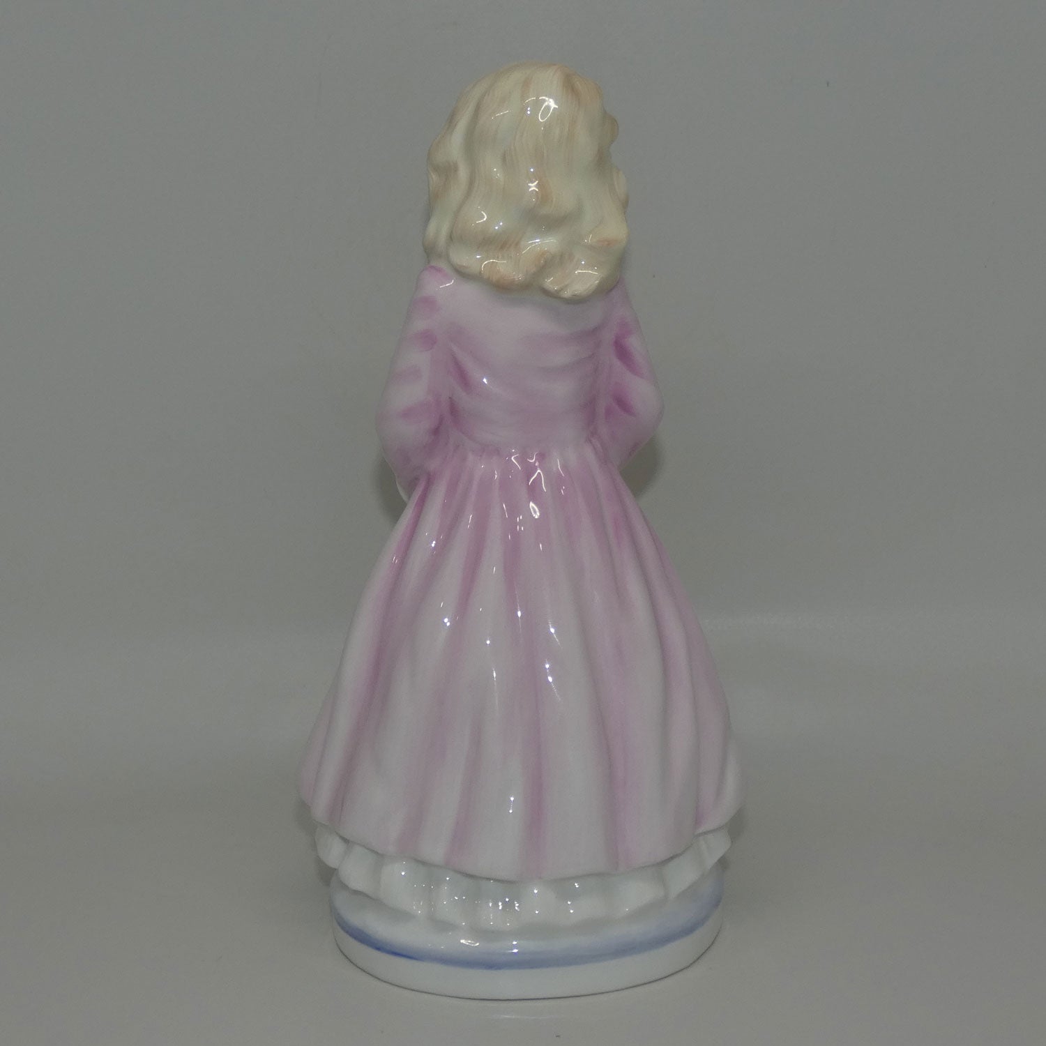 hn3082-royal-doulton-figure-faith