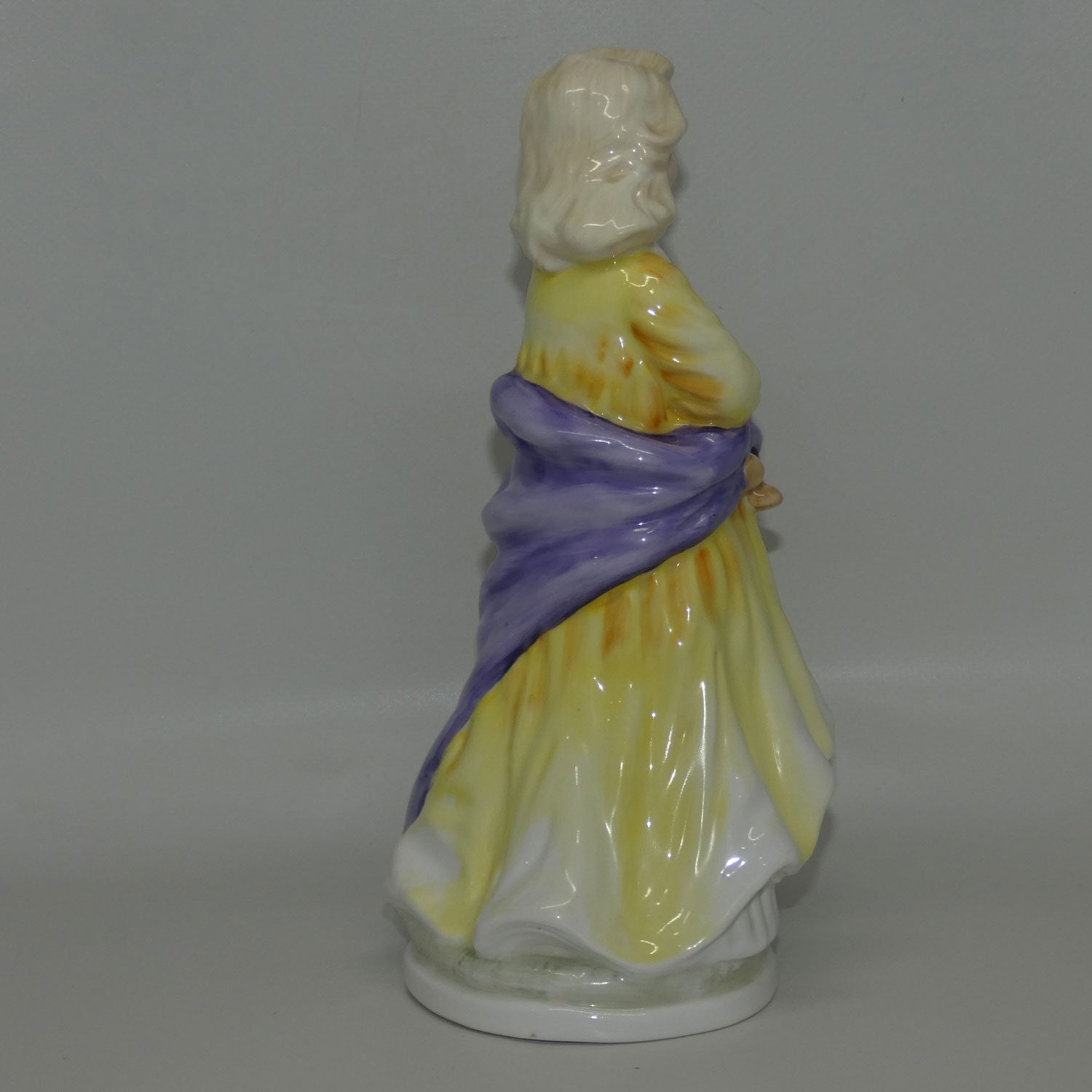 hn3087-royal-doulton-figure-charity
