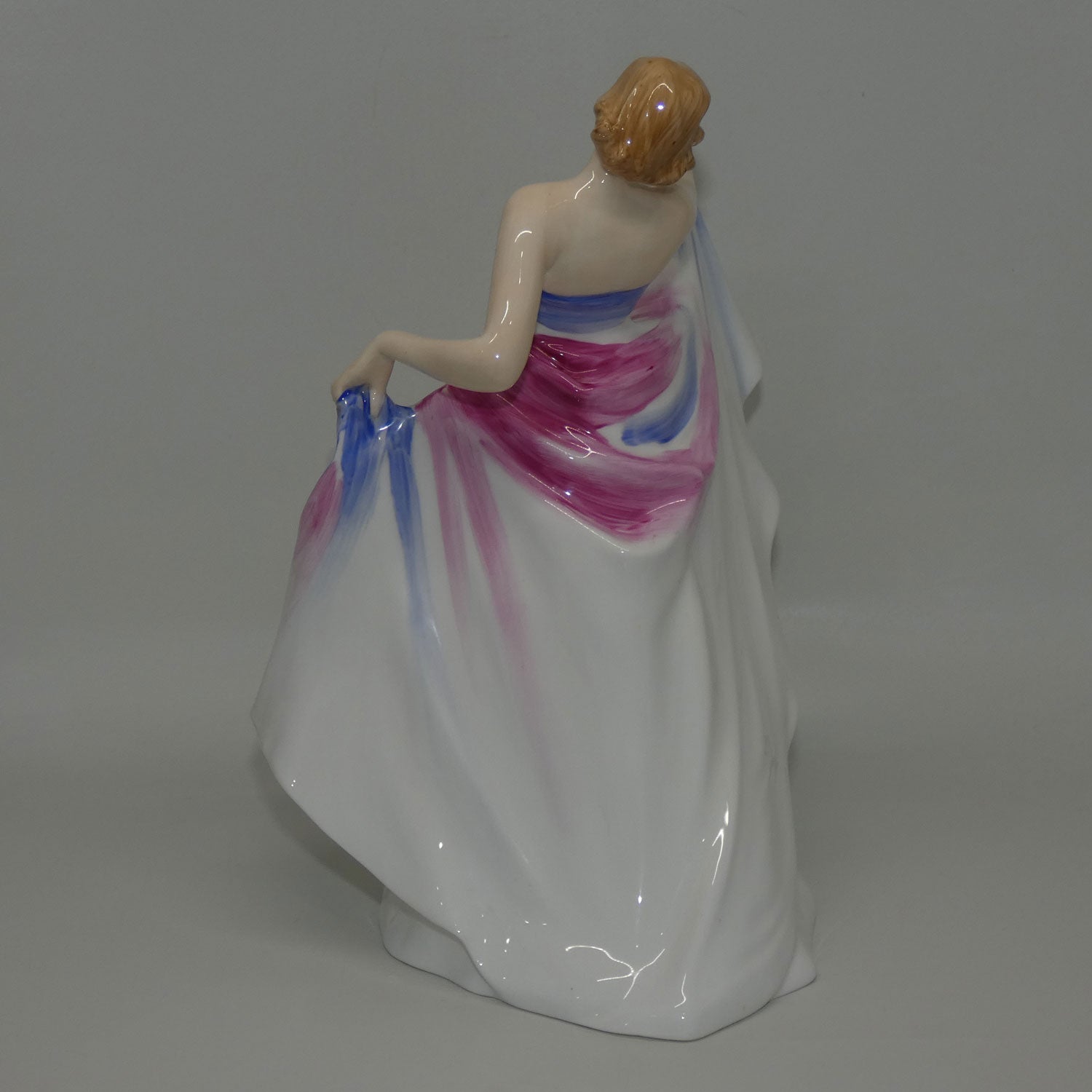 hn3201-royal-doulton-figure-liberty
