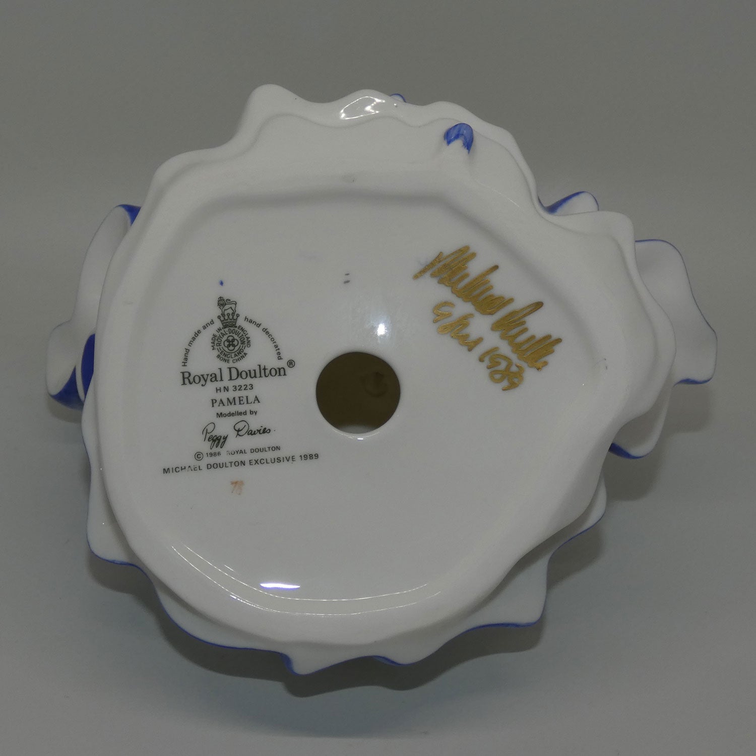 hn3223-royal-doulton-figure-pamela