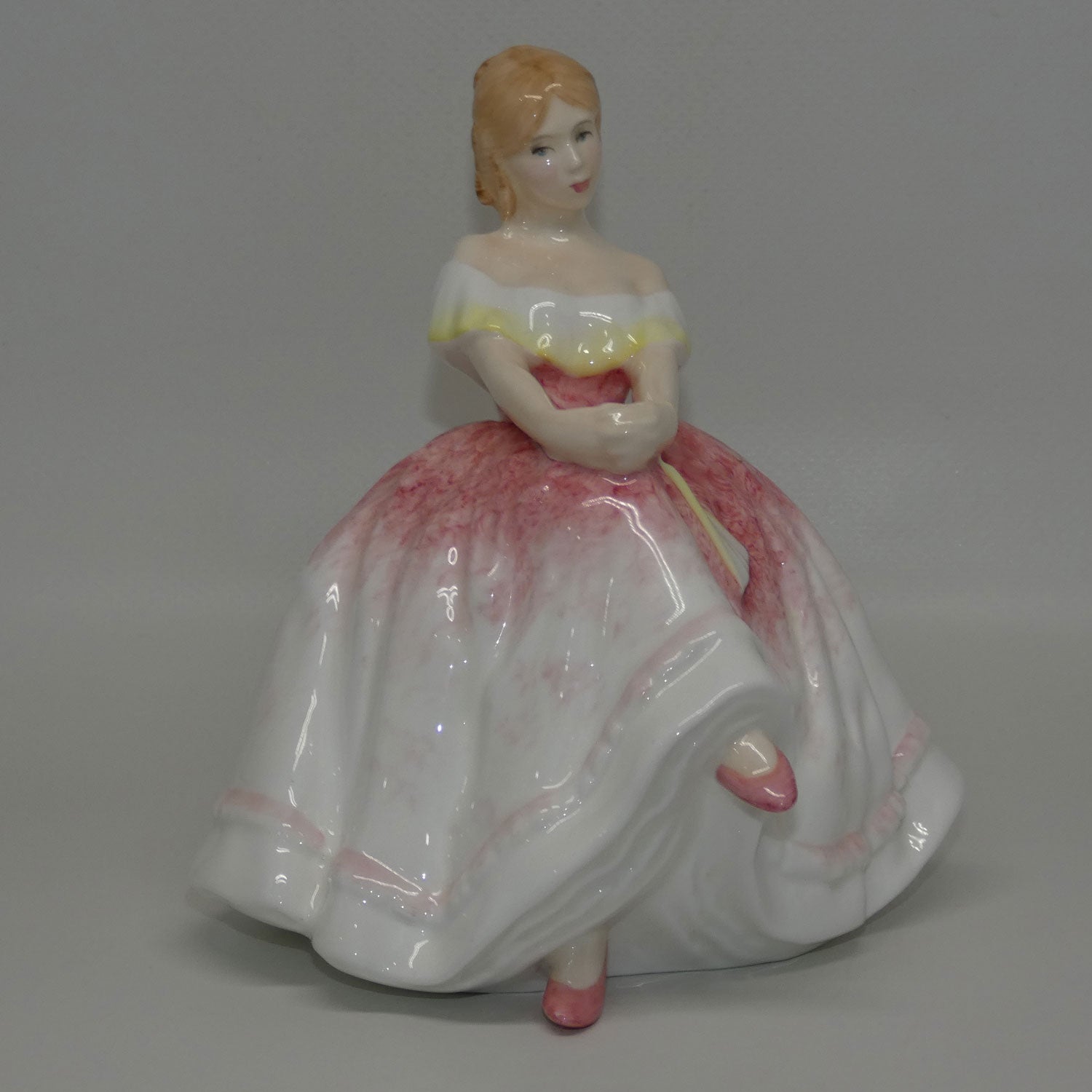 hn3357-royal-doulton-figure-marie