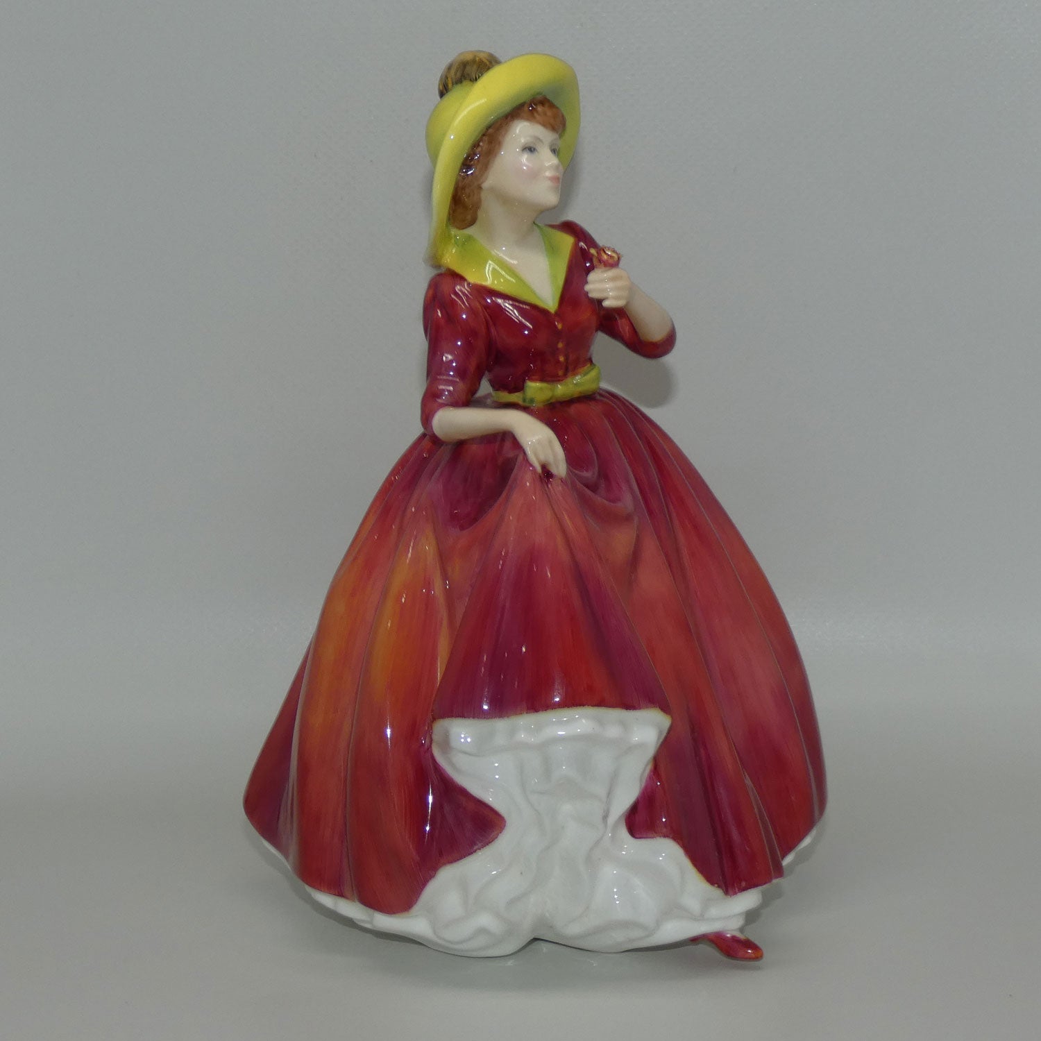 hn3376-royal-doulton-figure-single-red-rose