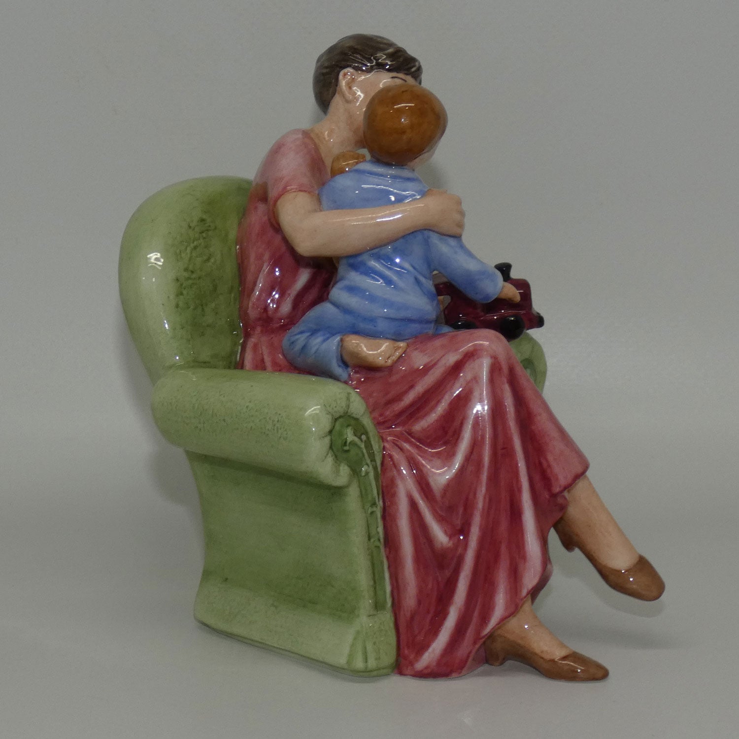 hn3457-royal-doulton-figure-when-i-was-young