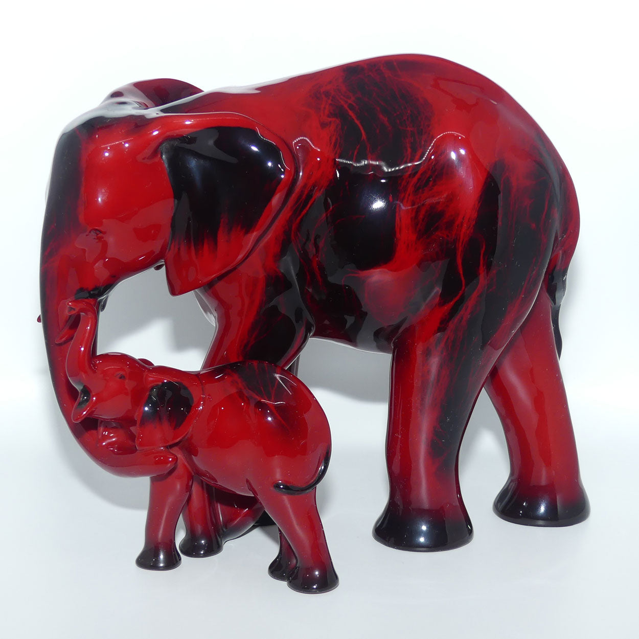 HN3464 Royal Doulton Flambe Motherhood Elephants | Royal Doulton Animals