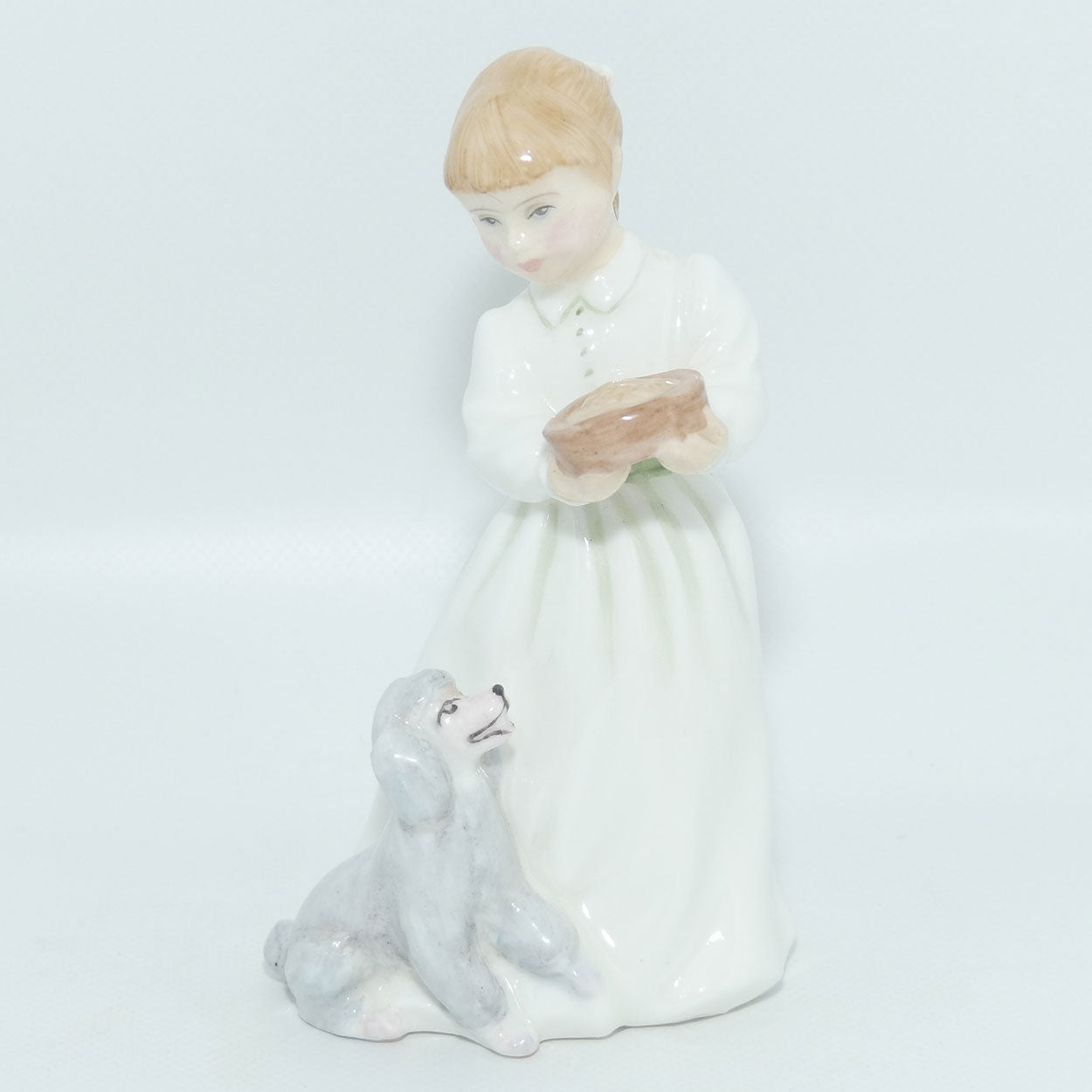 Royal Doulton figure Dinnertime HN3726 | Designer: Alan Maslankowski
