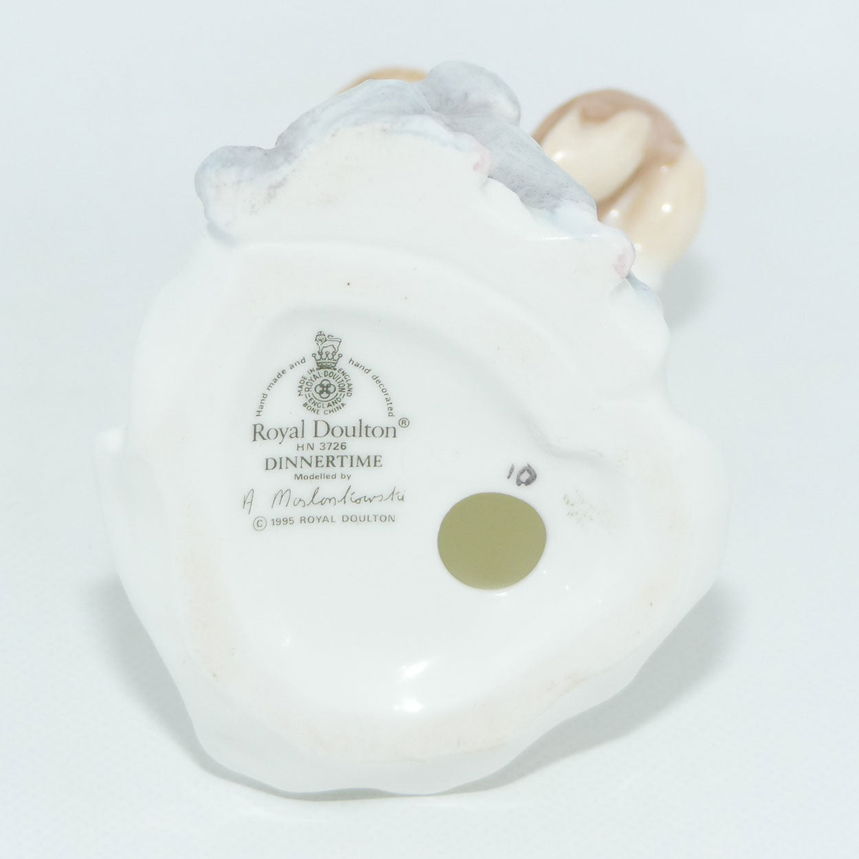 Royal Doulton figure Dinnertime HN3726 | Designer: Alan Maslankowski