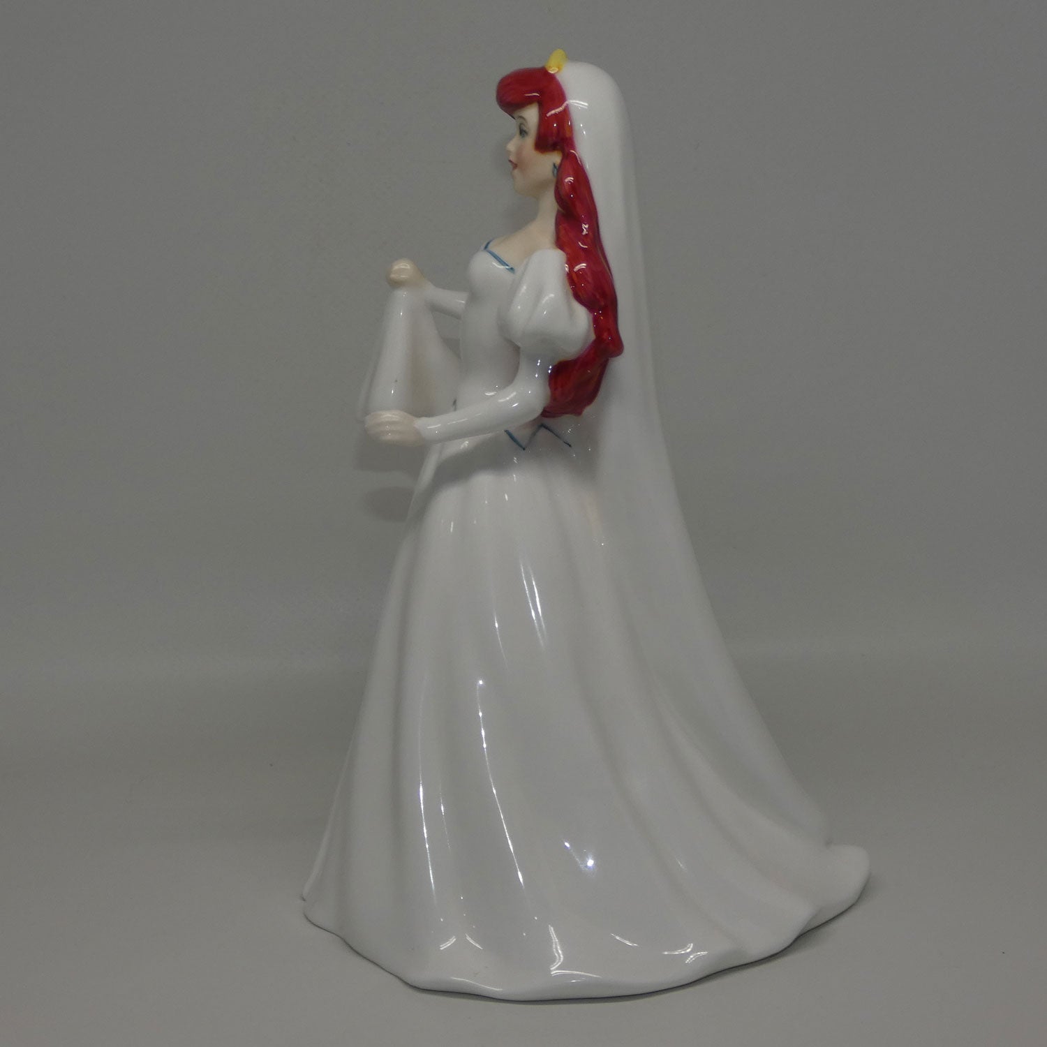 hn3831-royal-doulton-figure-ariel