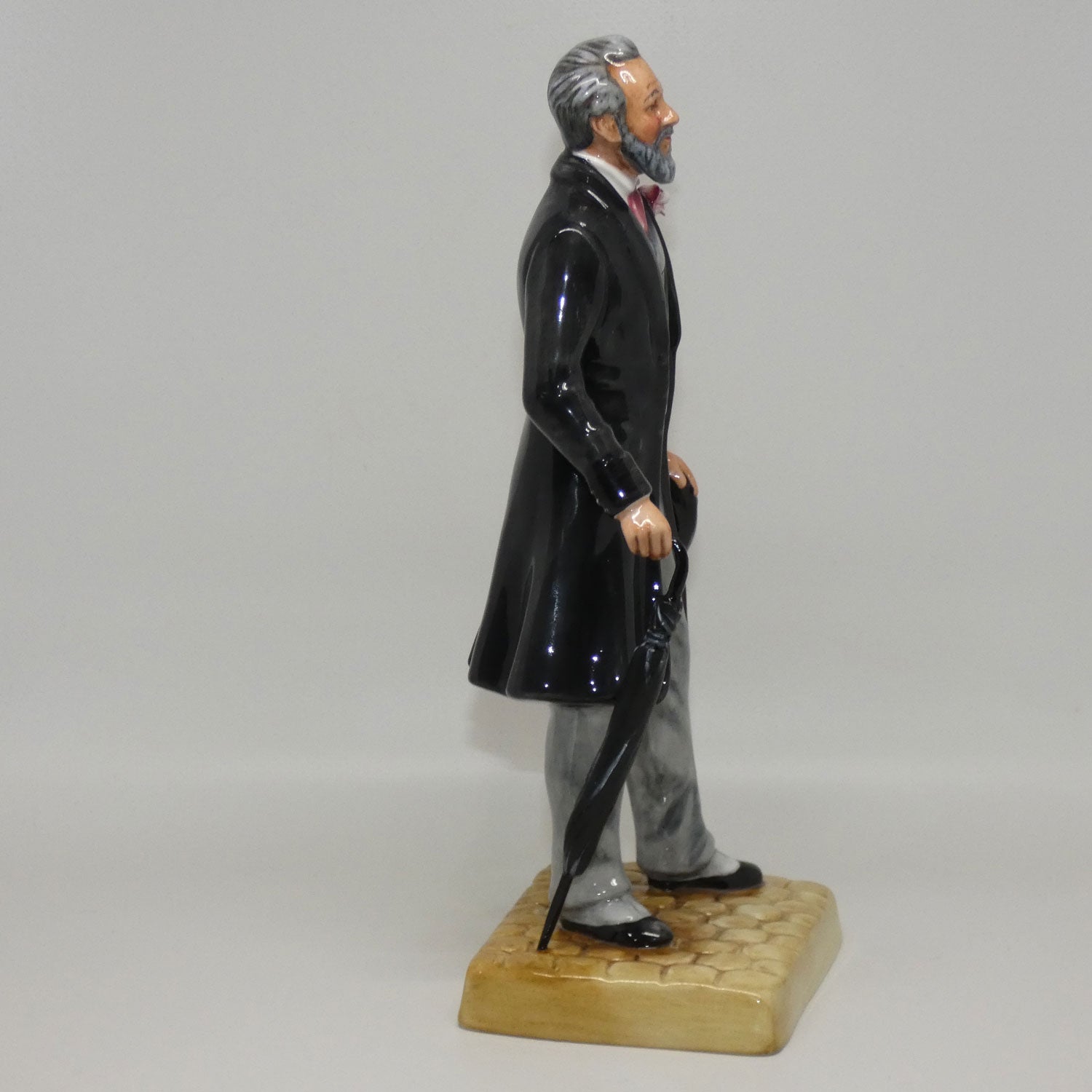 hn3891-royal-doulton-figure-sir-henry-doulton