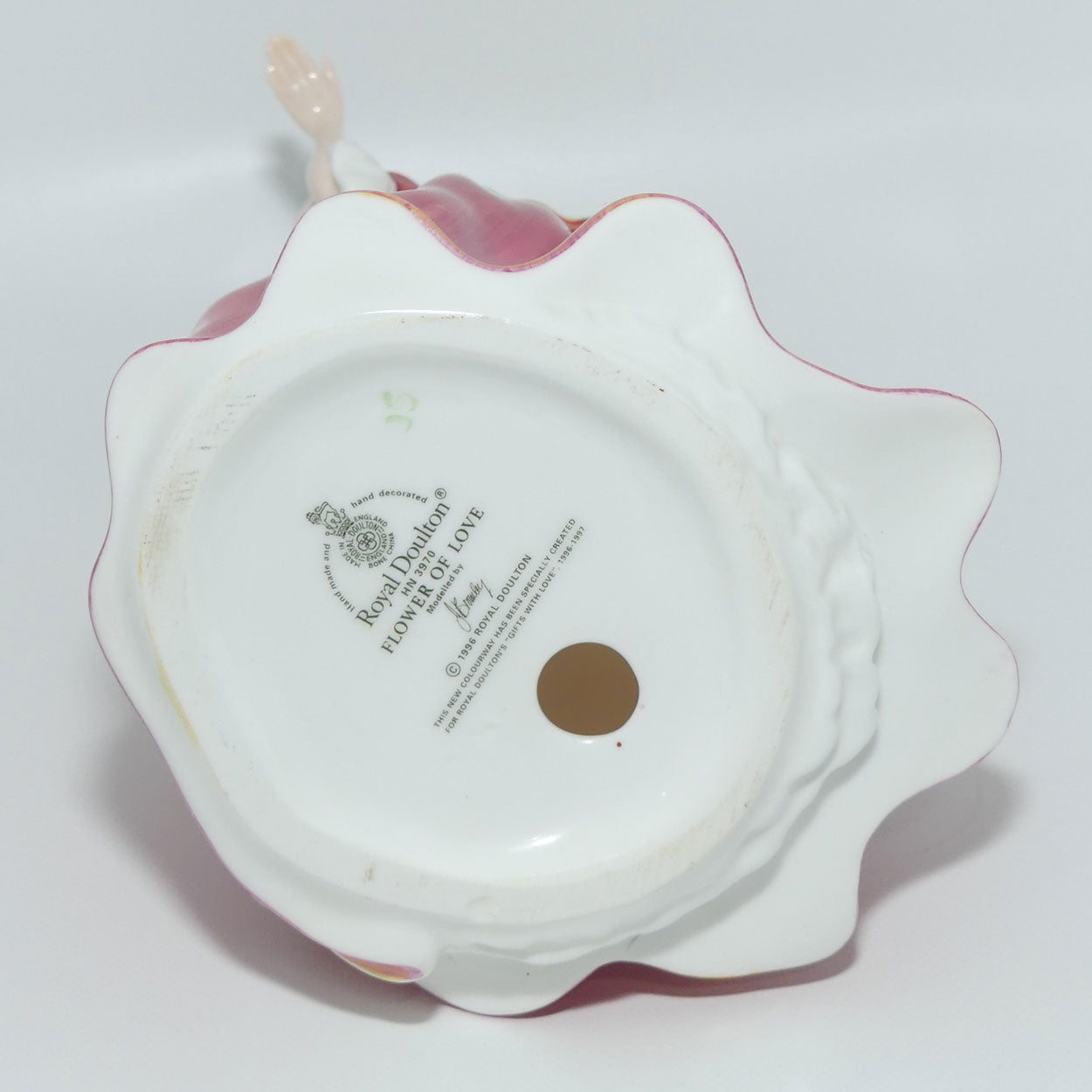 HN3970 Royal Doulton figure Flower of Love | Red