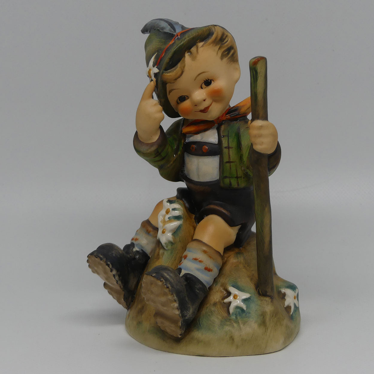 hum0315-mi-hummel-figure-mountaineer-tmk5