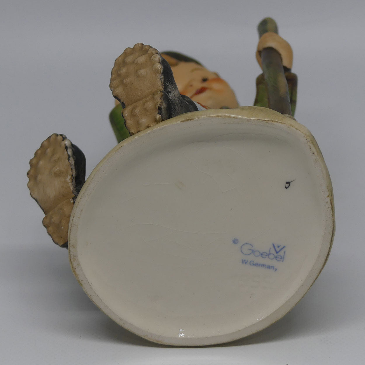 hum0315-mi-hummel-figure-mountaineer-tmk5