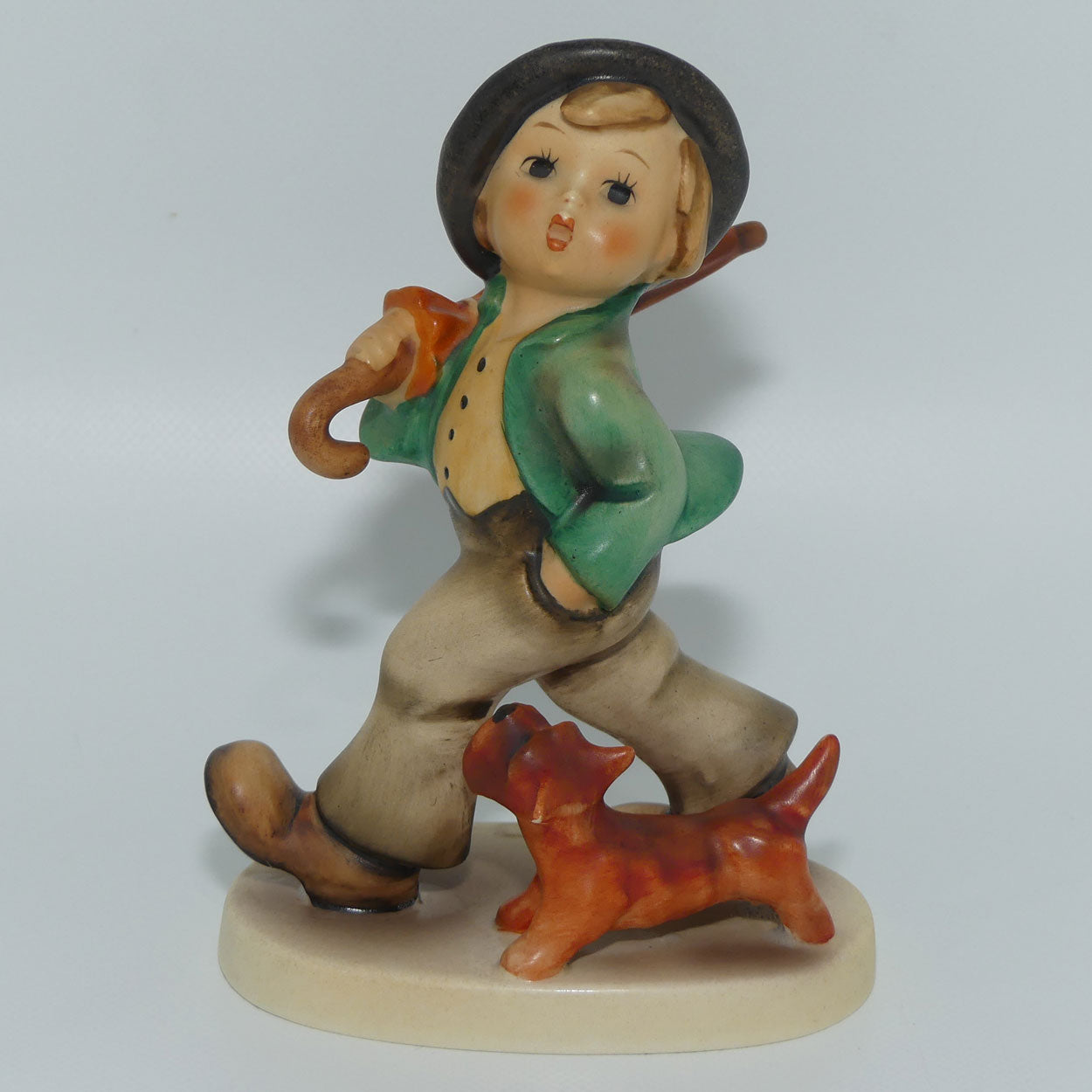 HUM0005 MI Hummel figure Strolling Along | TMK5