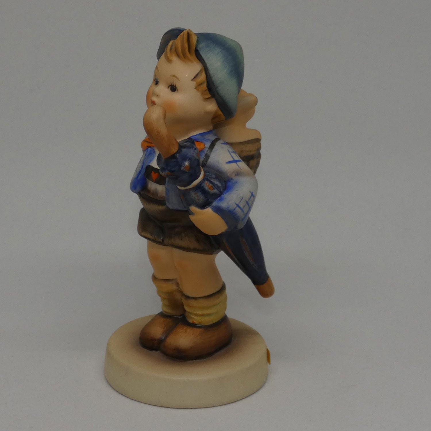 hum198-2-0-mi-hummel-figure-home-from-market