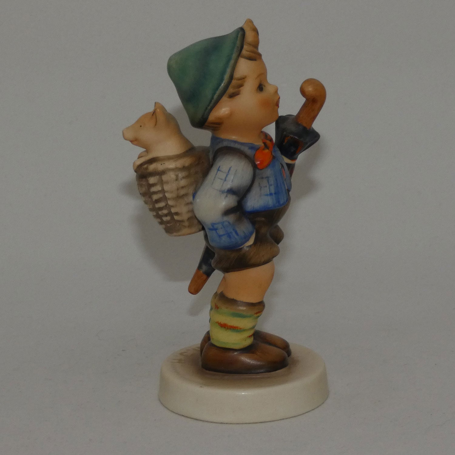 hum198-mi-hummel-figure-home-from-market