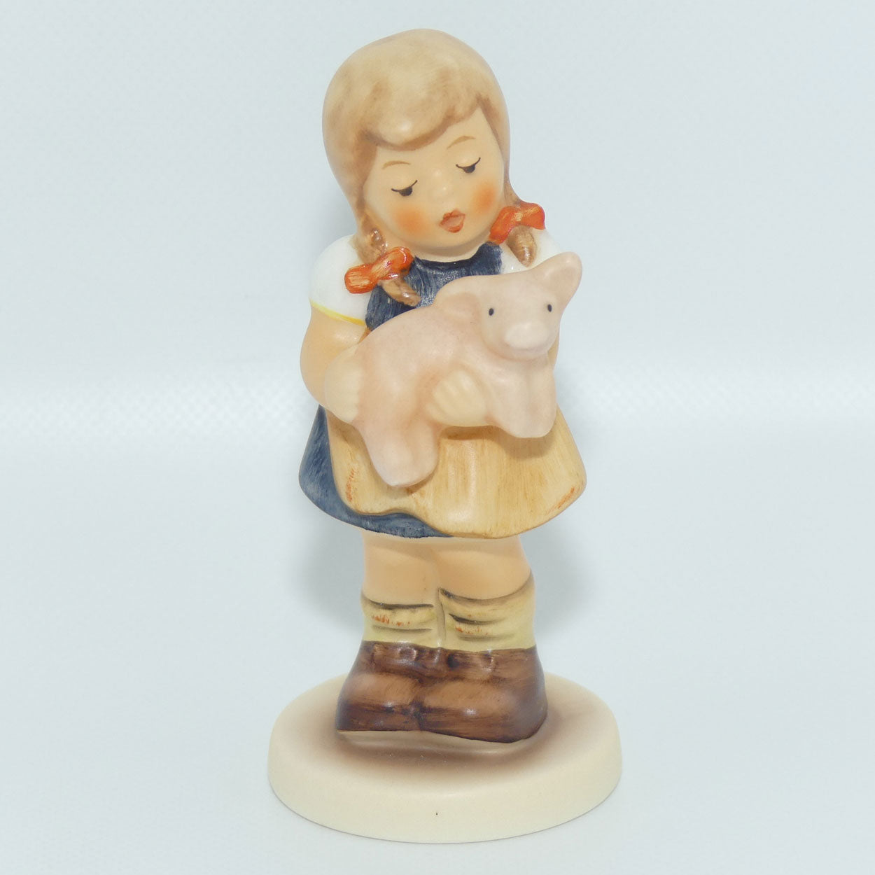 HUM2052 MI Hummel figure Pigtails | TMK7 | #2