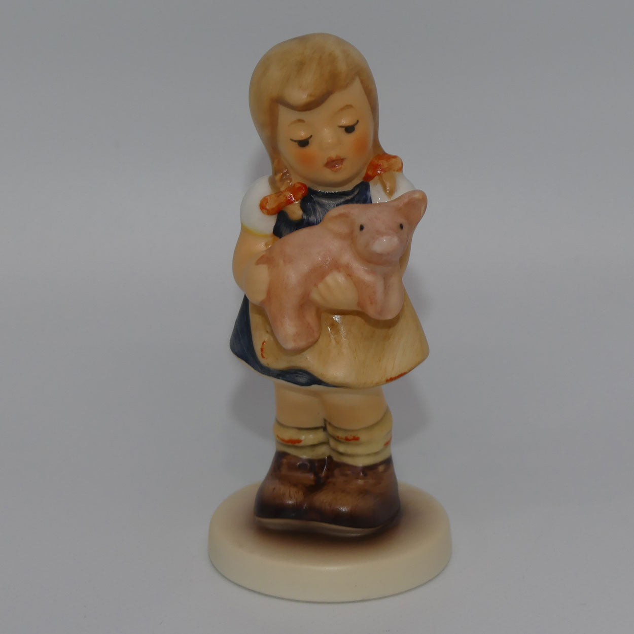 HUM2052 MI Hummel figure Pigtails | TMK7 | #1