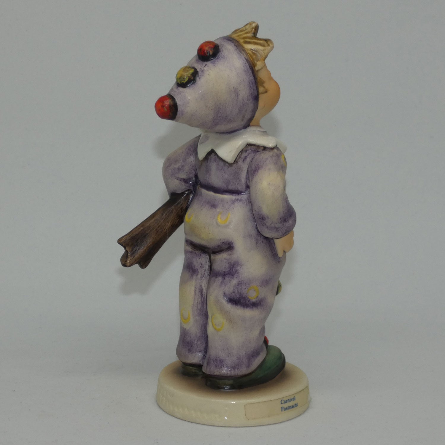 hum328-mi-hummel-figure-carnival