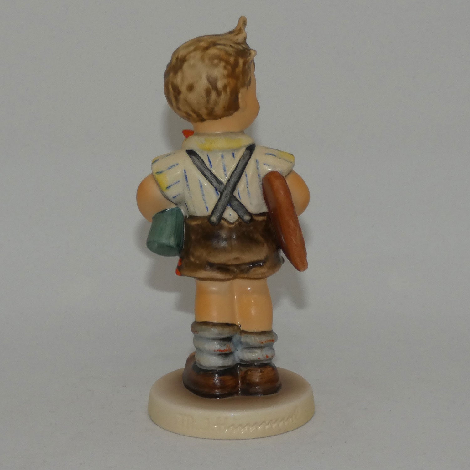 hum399-mi-hummel-figure-valentine-joy