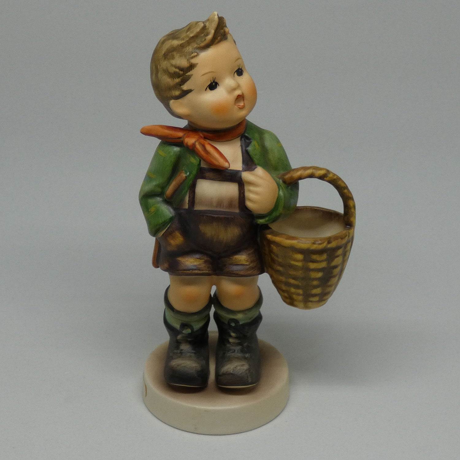 hum51-0-mi-hummel-figure-village-boy