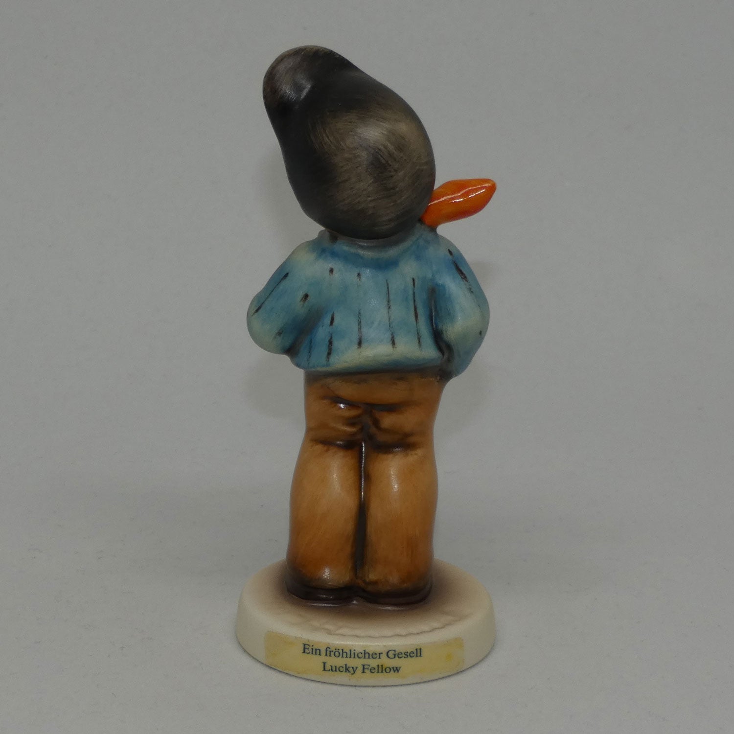 hum560-mi-hummel-figure-lucky-fellow