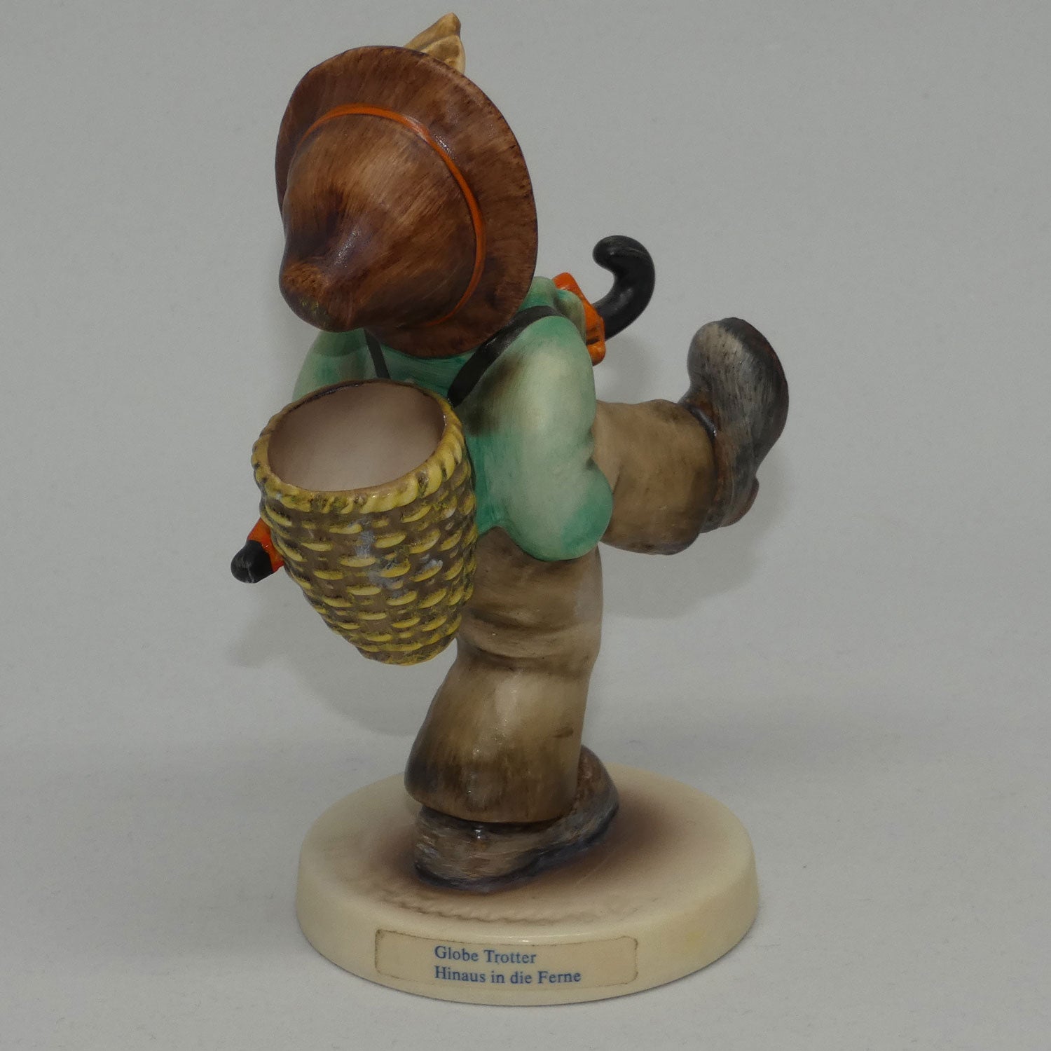 hum79-mi-hummel-figure-globe-trotter-tmk6