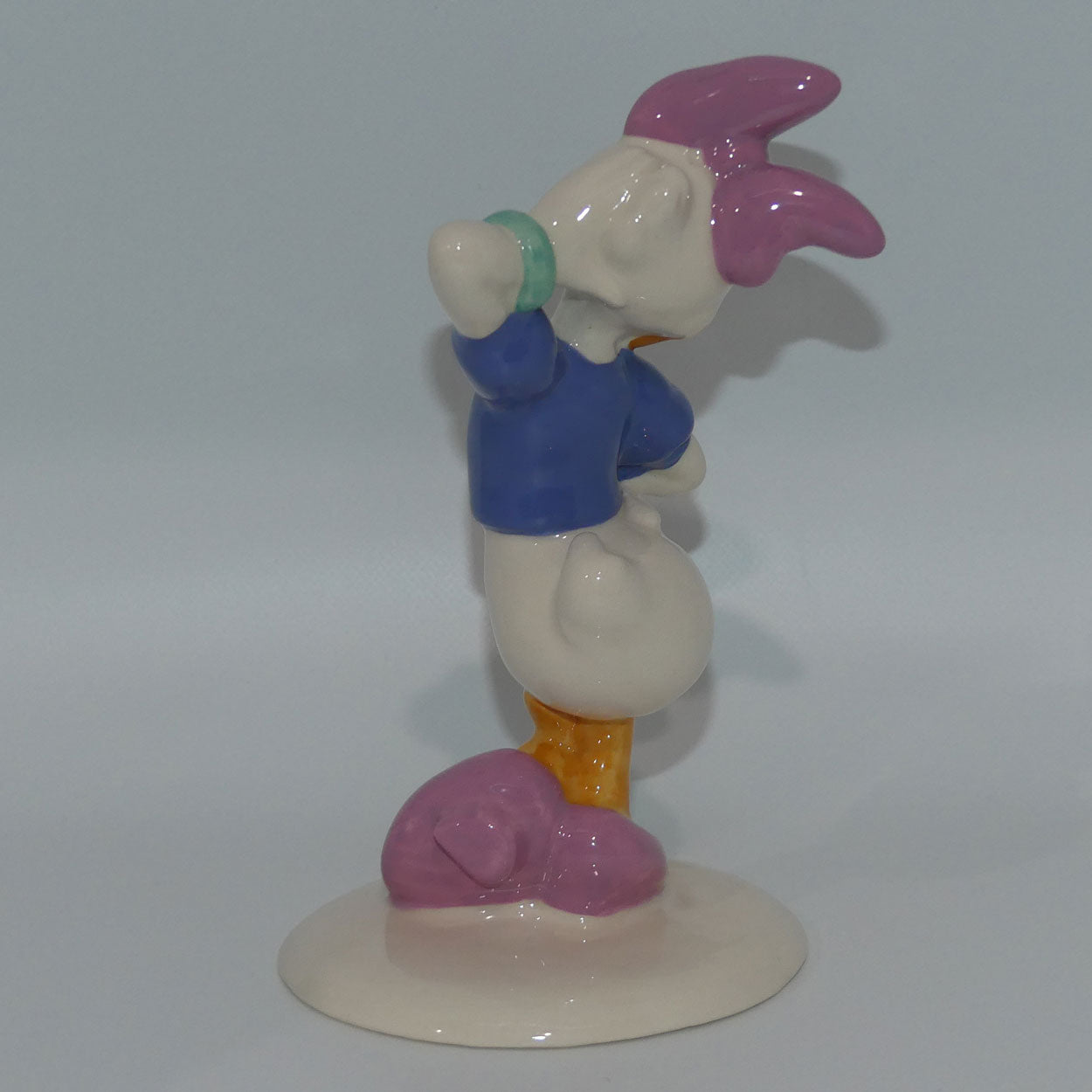mm04-royal-doulton-disney-daisy-duck-70th-anniversary-boxed