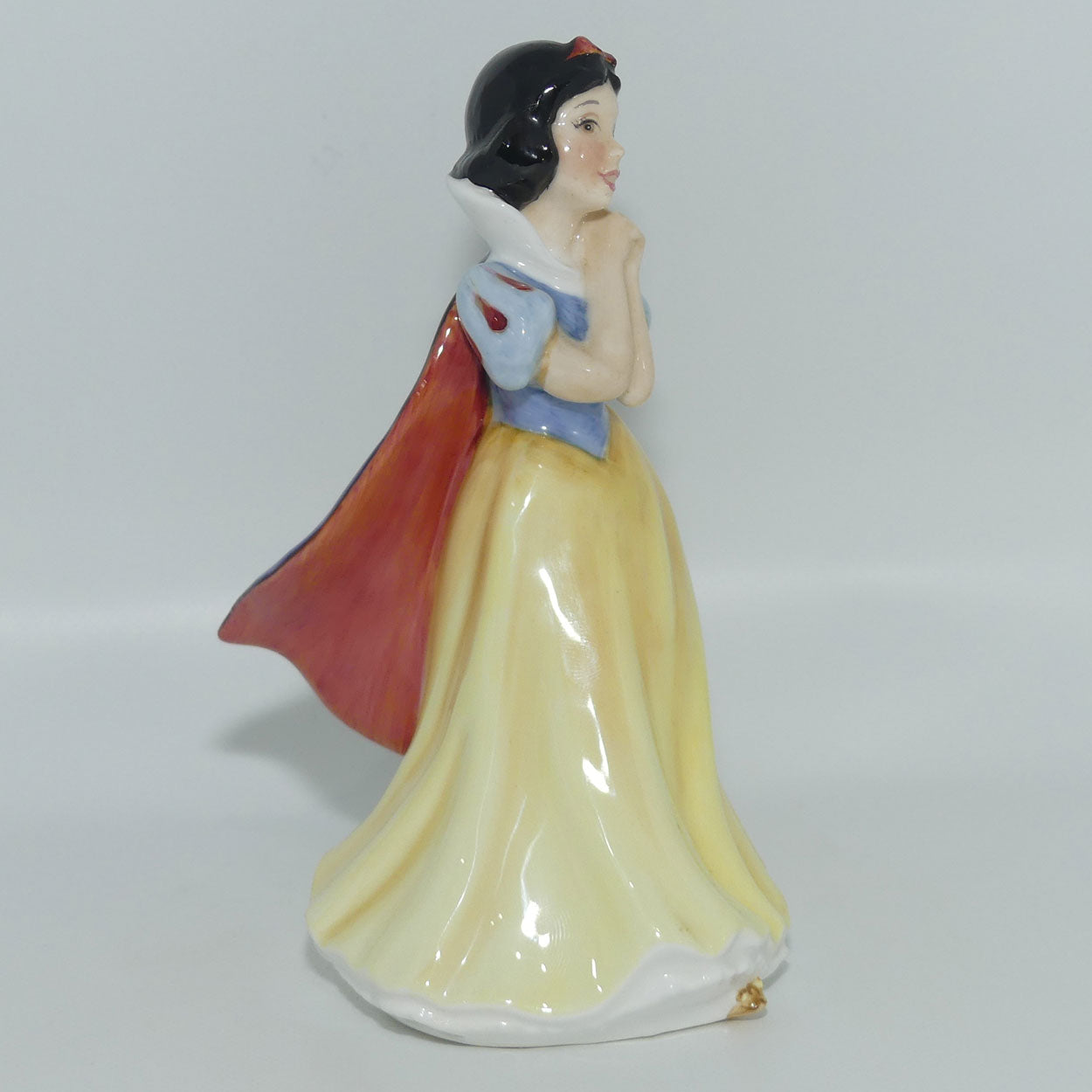 SW09 Royal Doulton Disney figurine Snow White